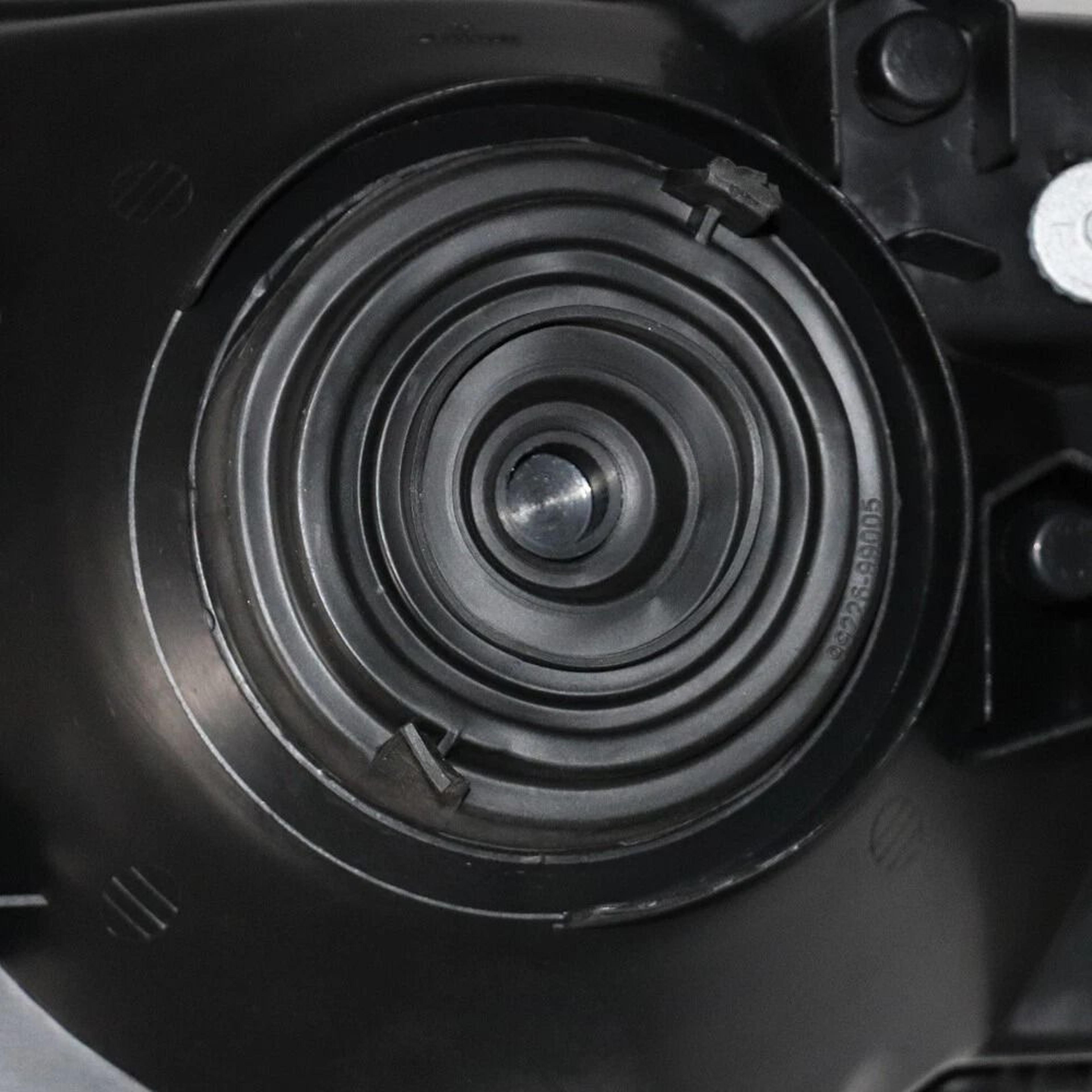 Right Passenger Headlight Assembly For Mitsubishi Pajero Montero 7