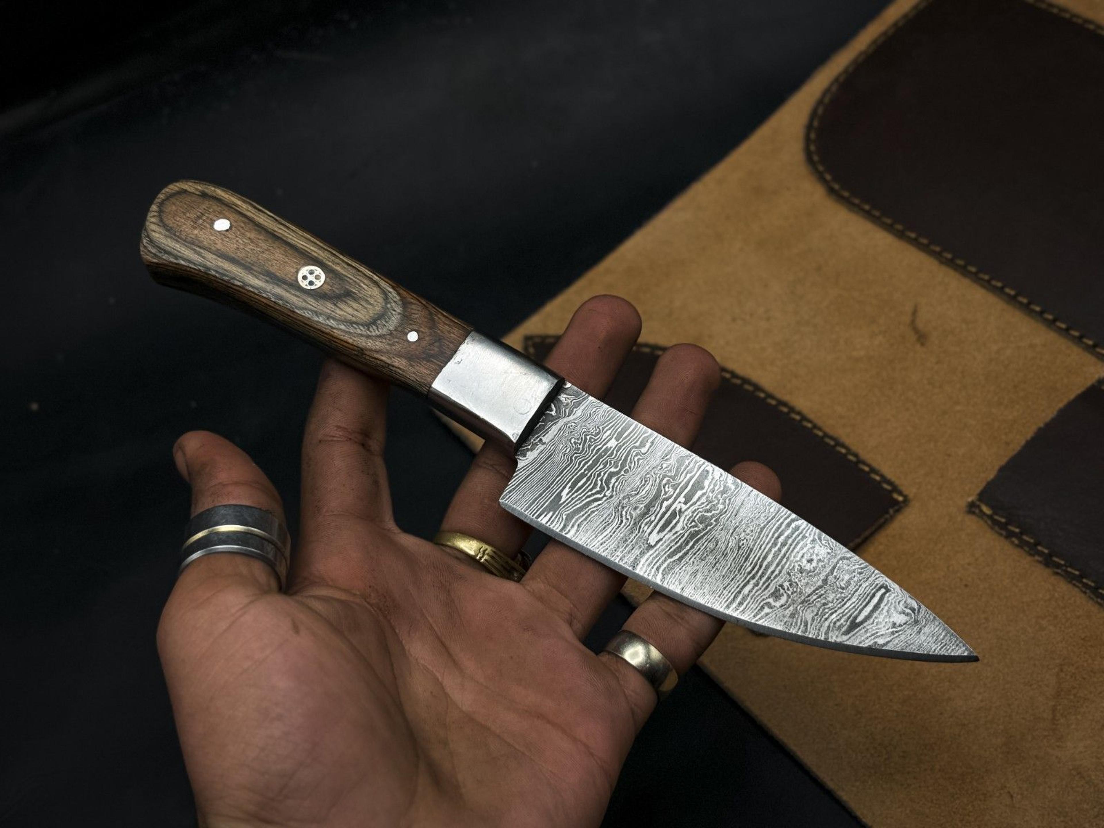 Handmade Chef Knife Set Of 5  Twist Damascus Steel  Hardwood Handle  Steel Bolster  Full Tang EDC K 3