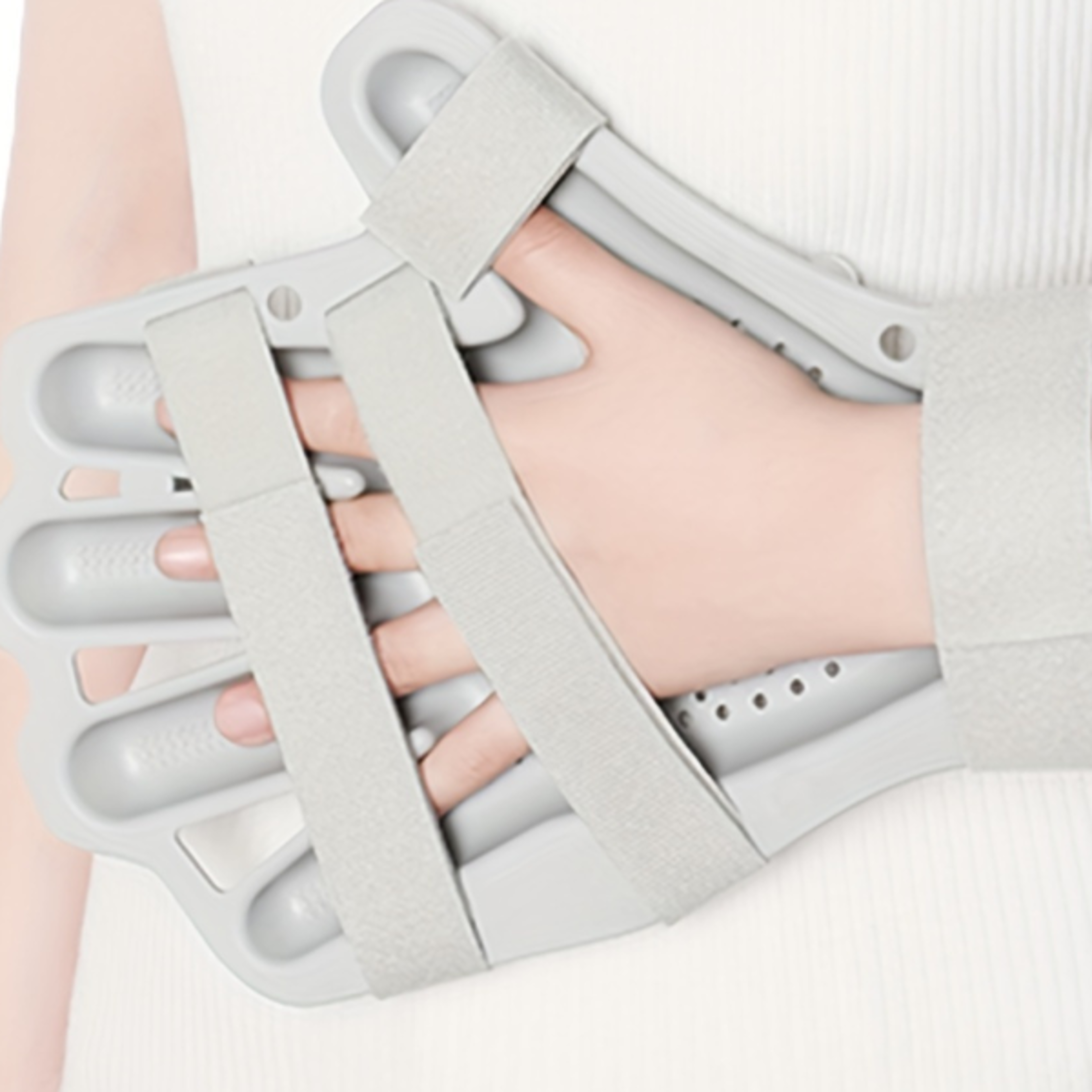 fingerboard hand splint with strap, adjustable gloves supports, protection & finger correction for men & women