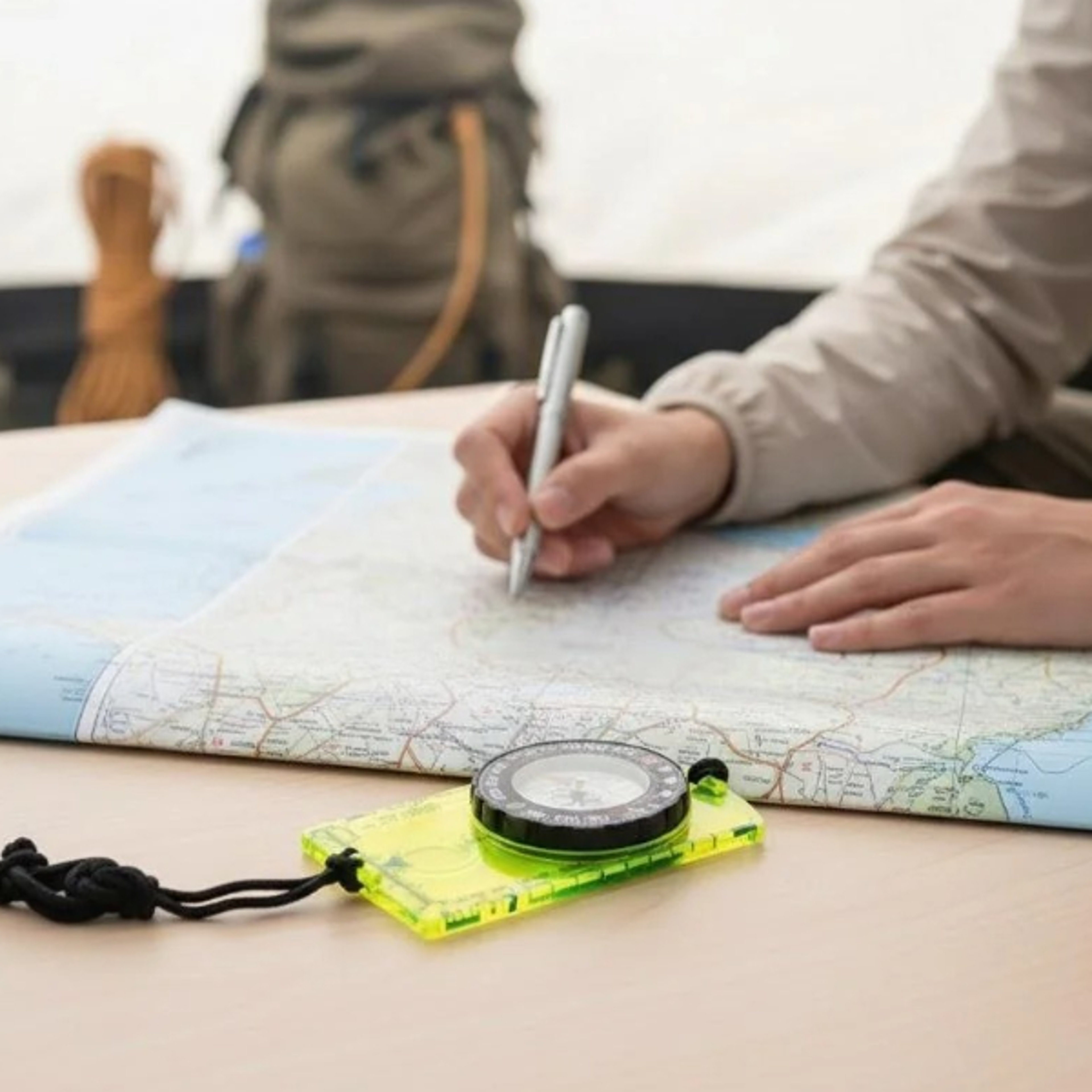 high precision orienteering compass for hiking camping navigation