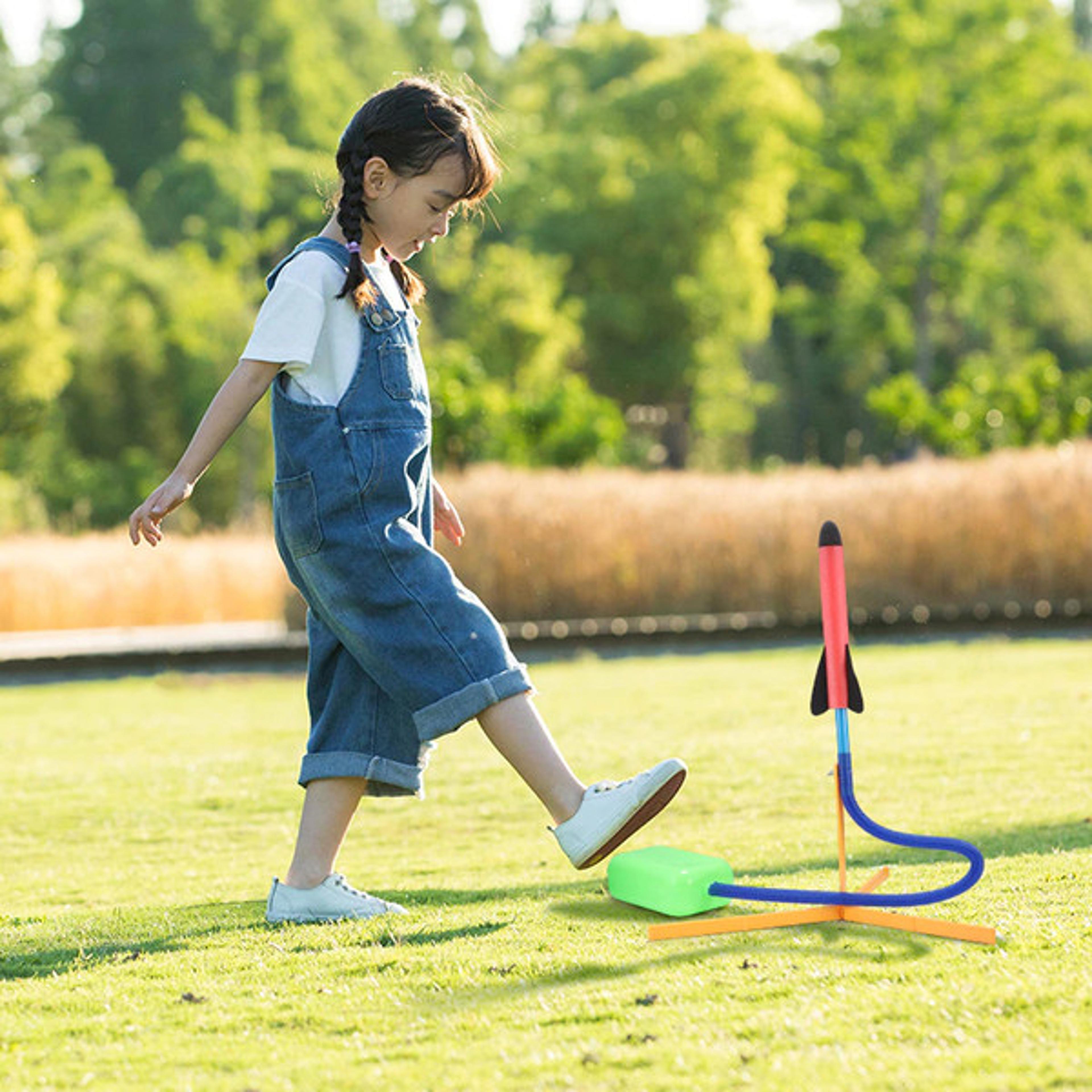 ultimate toy rocket launcher set with 3 foam rockets - perfect kids gift for outdoor fun