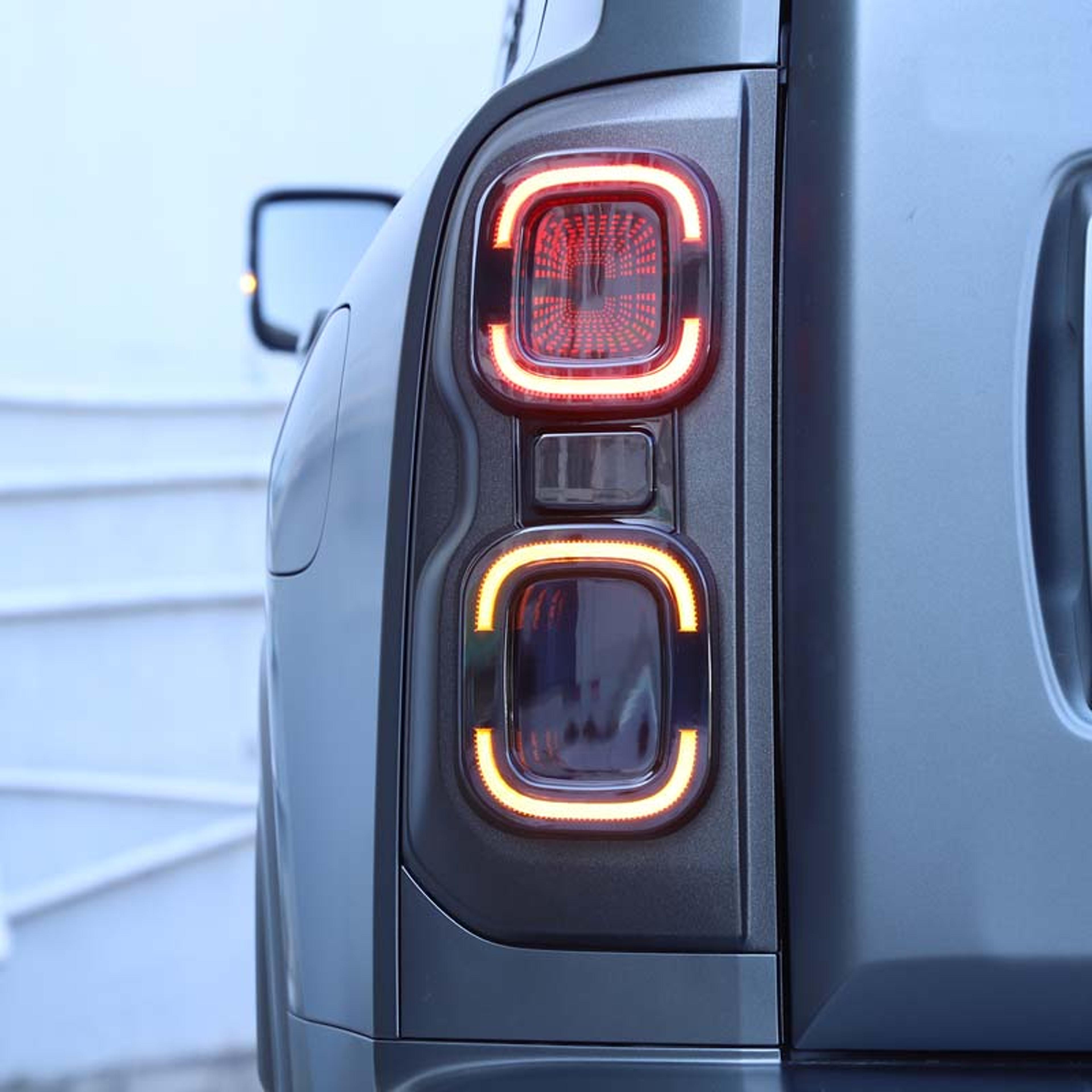 Light Covers Smoked ABS Rear Lamp Trim Set 1