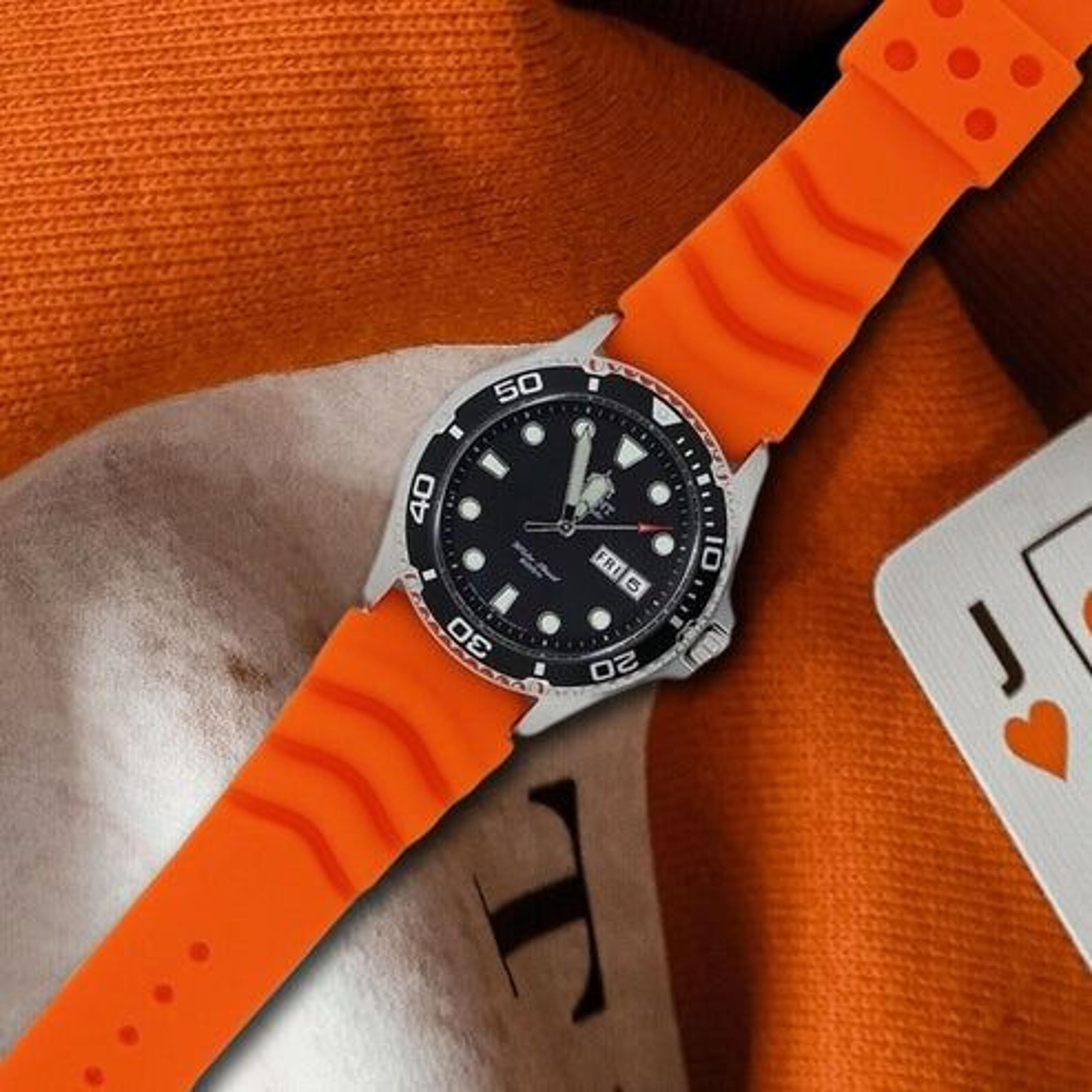 soft silicone watch band , divers replacement strap, quick release for seiko, orient, citizen