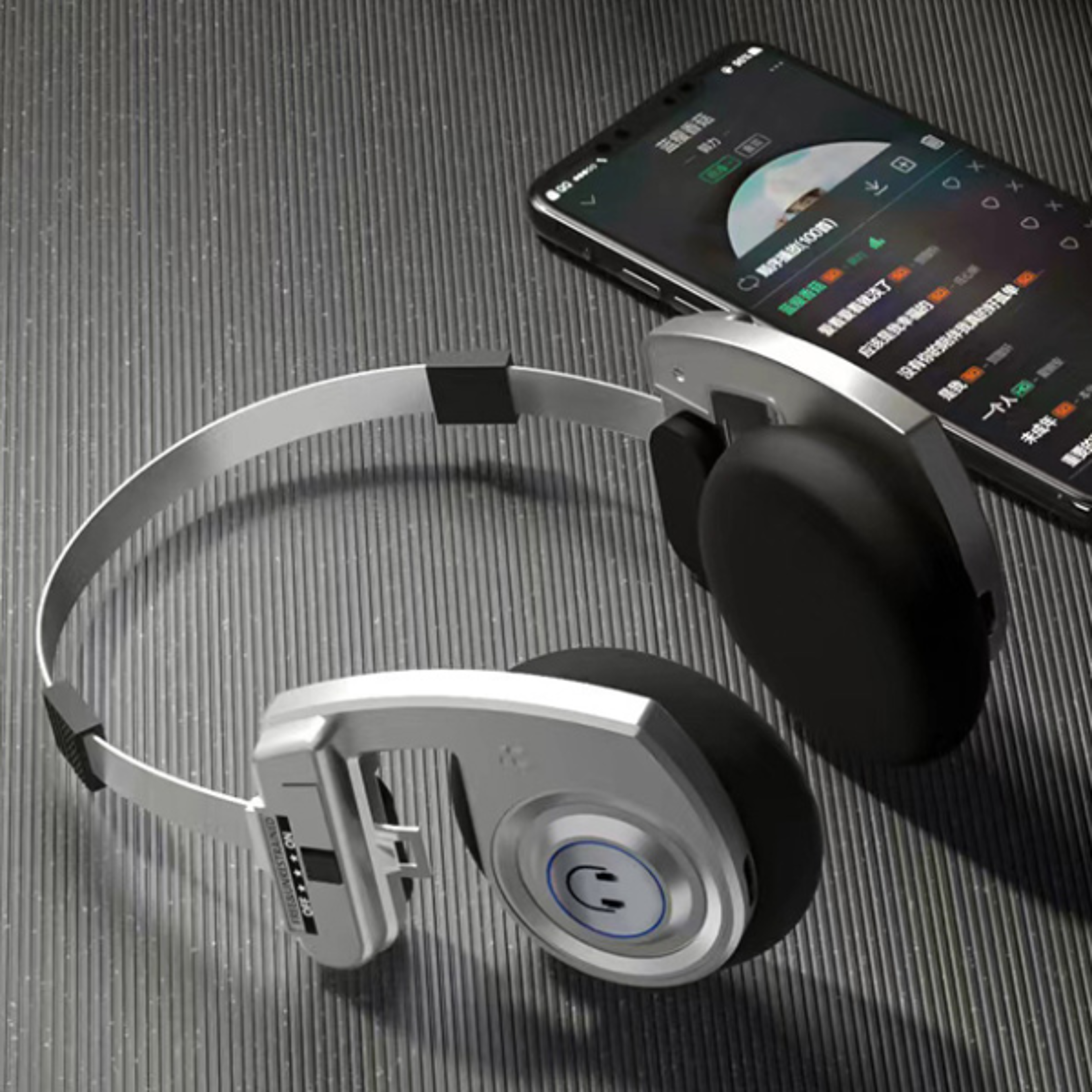 wireless bluetooth headphones with noise cancelling mic and hifi stereo sound