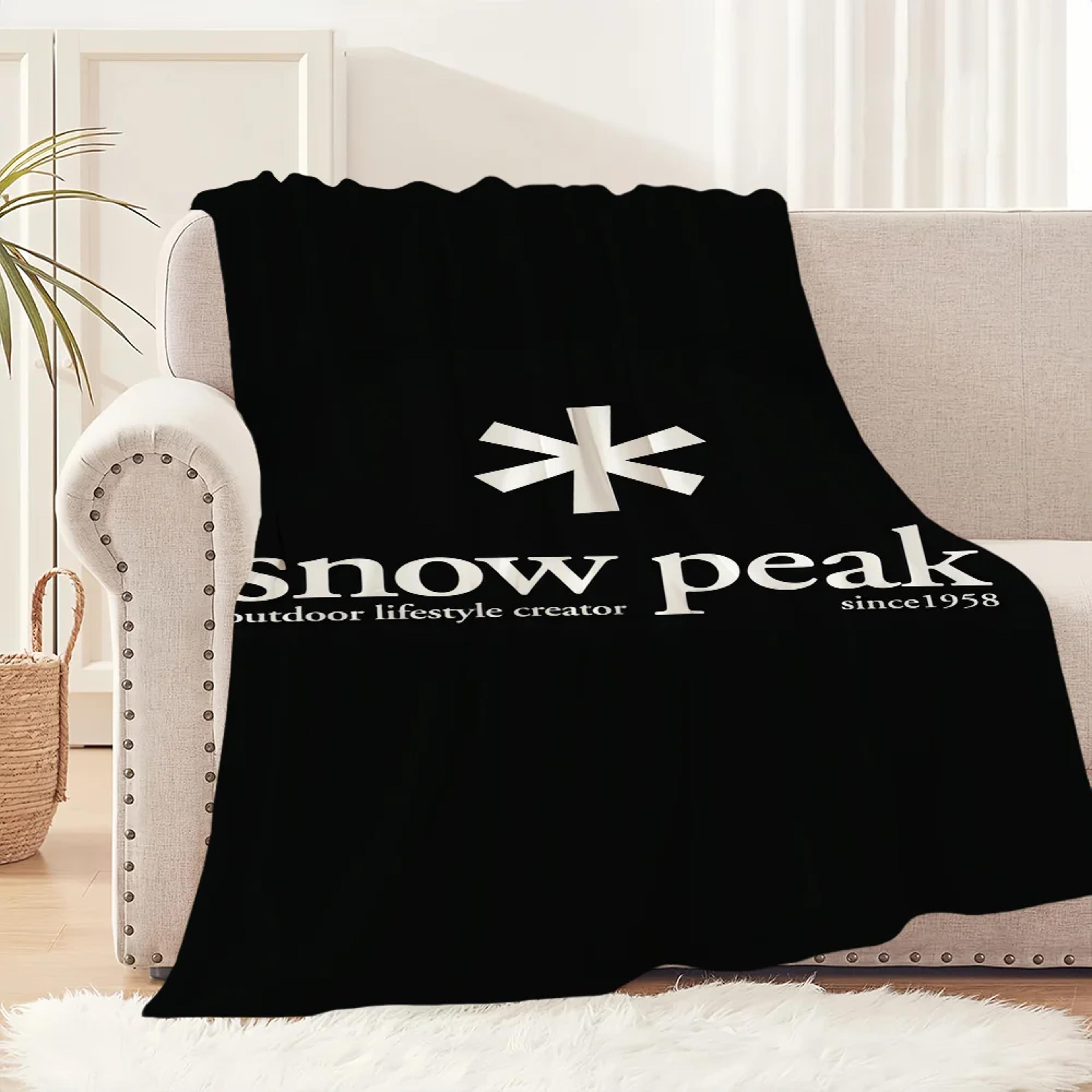 Snow Peak Plush Throw Blanket Soft Fleece Cozy Couch Blanket For Home Travel  Gifts 2