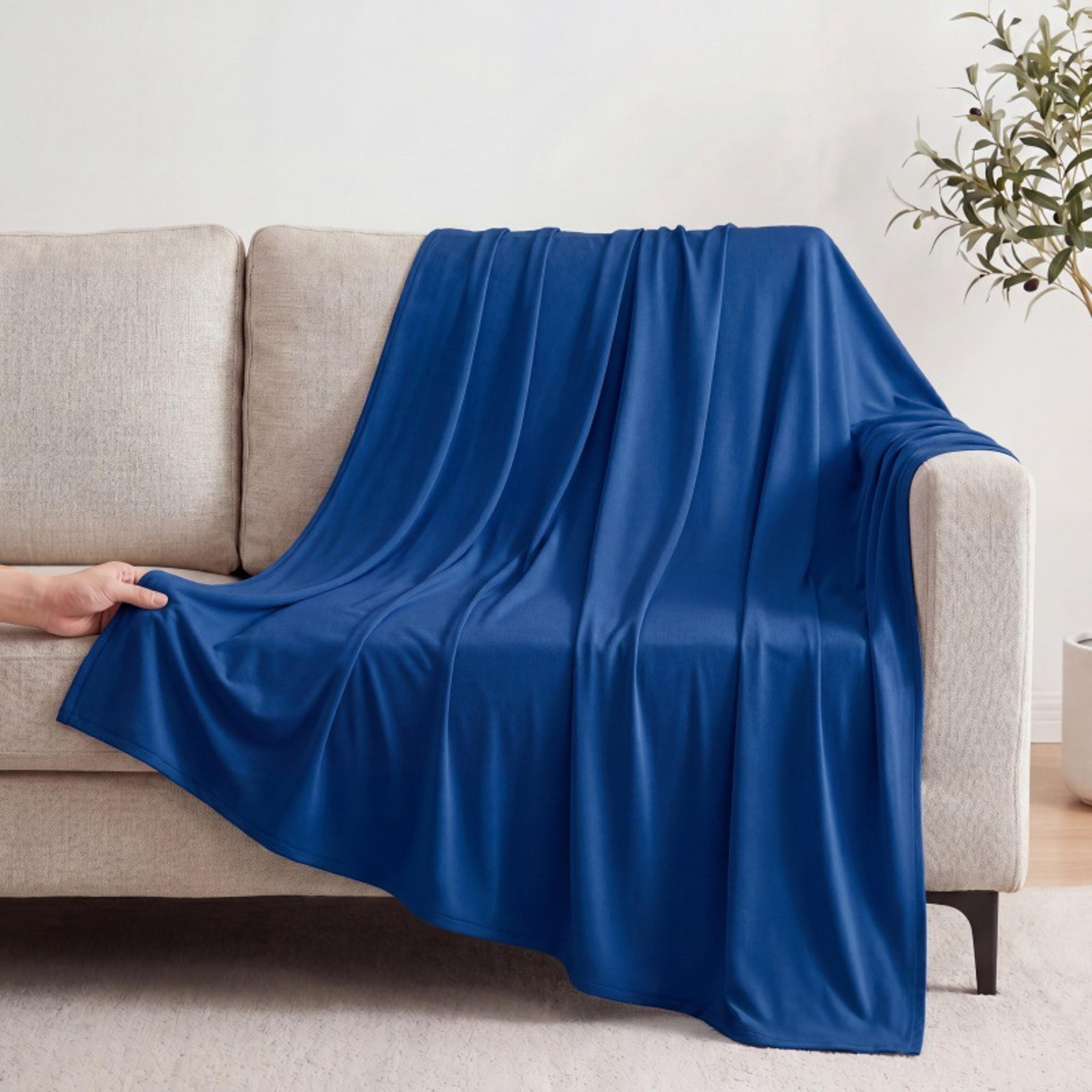 Ice Silk Cooling Blanket Lightweight Breathable Summer Blanket For Bed Sofa  Travel 5