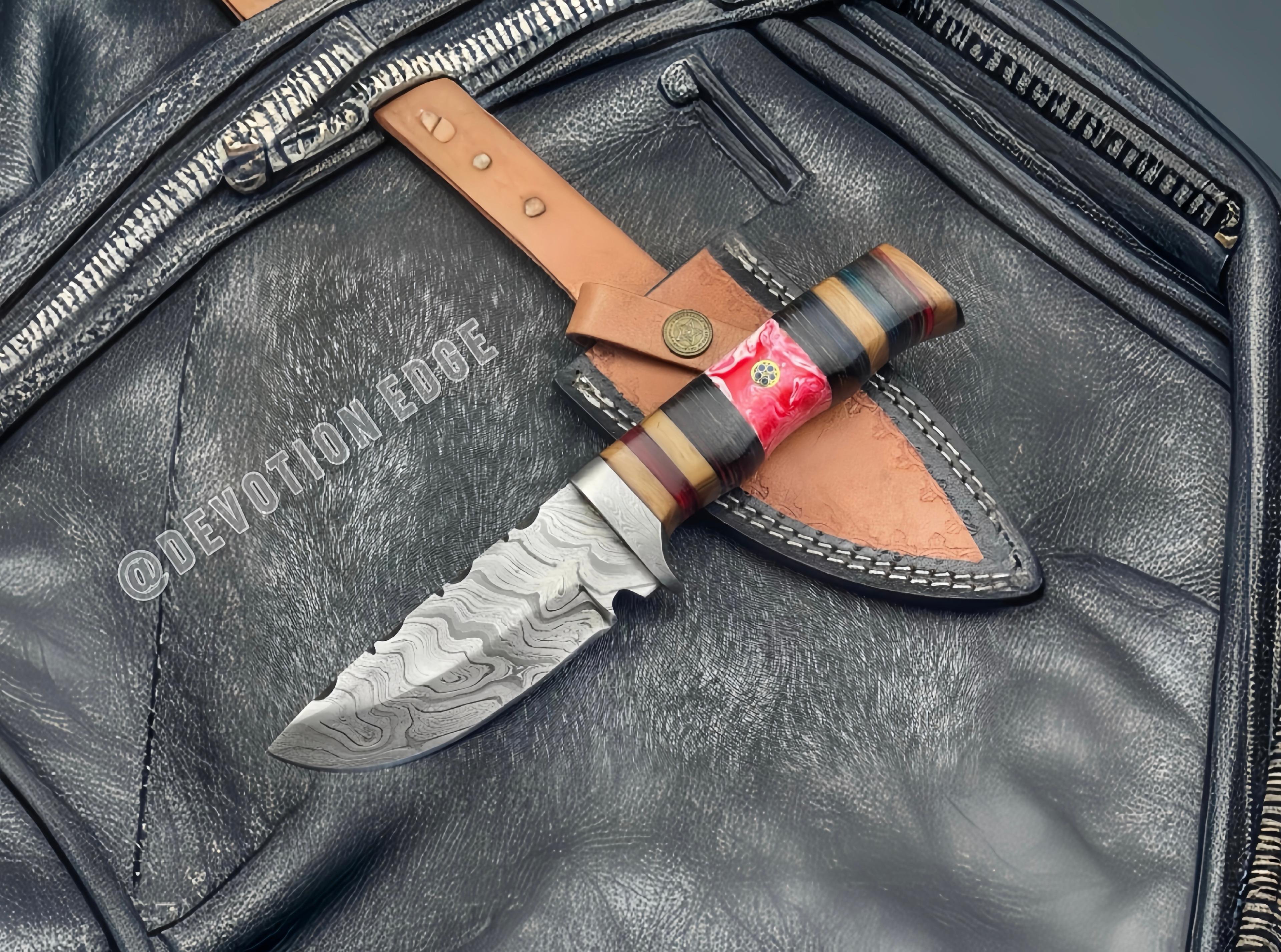 9''custom hand forged damascus steel skinning knife bowie knife with /leather sheath w/resin & hard wood