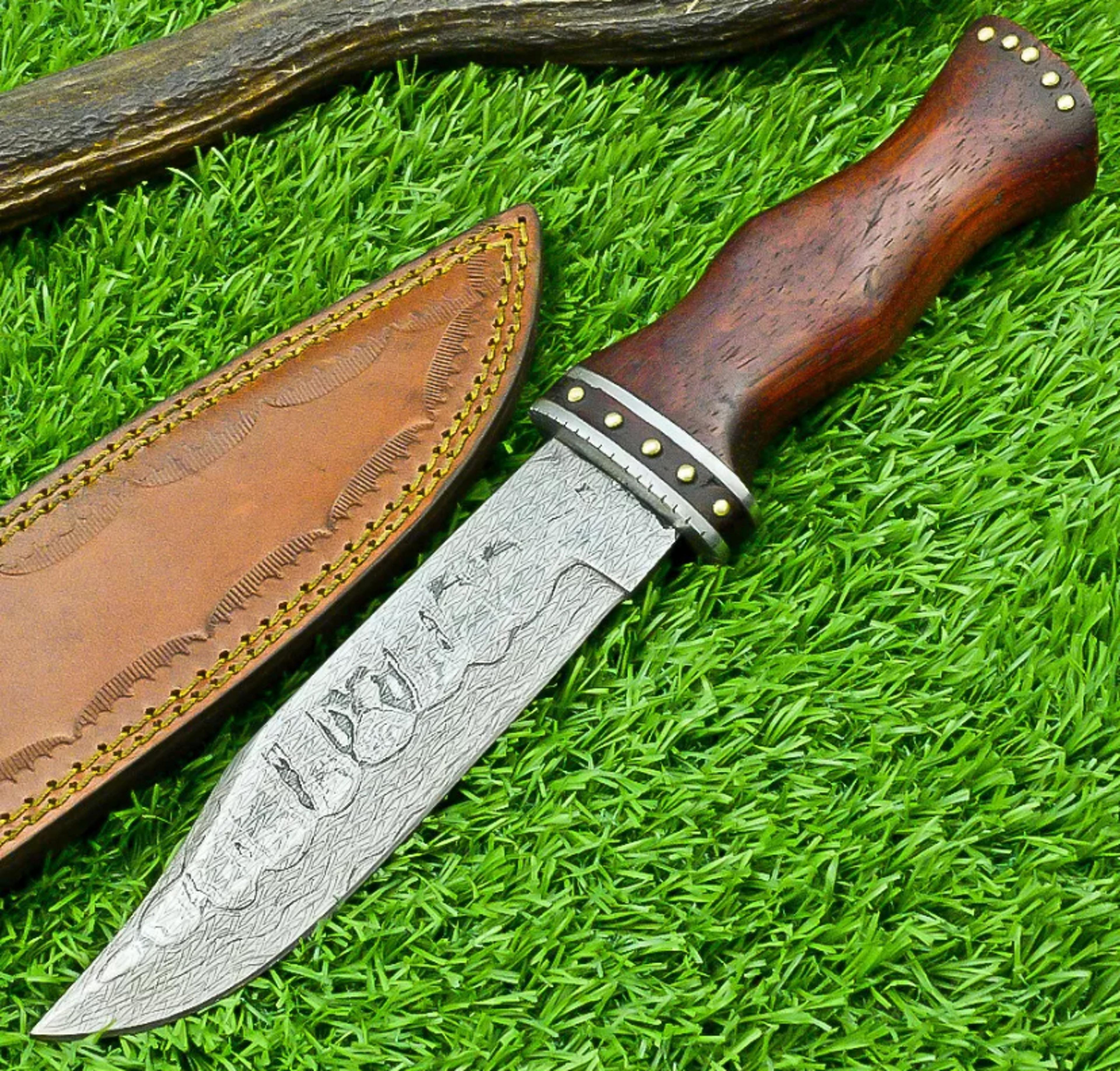 custom hand forged damascus steel bowie knife, hunting knife, camping knife with leather sheath