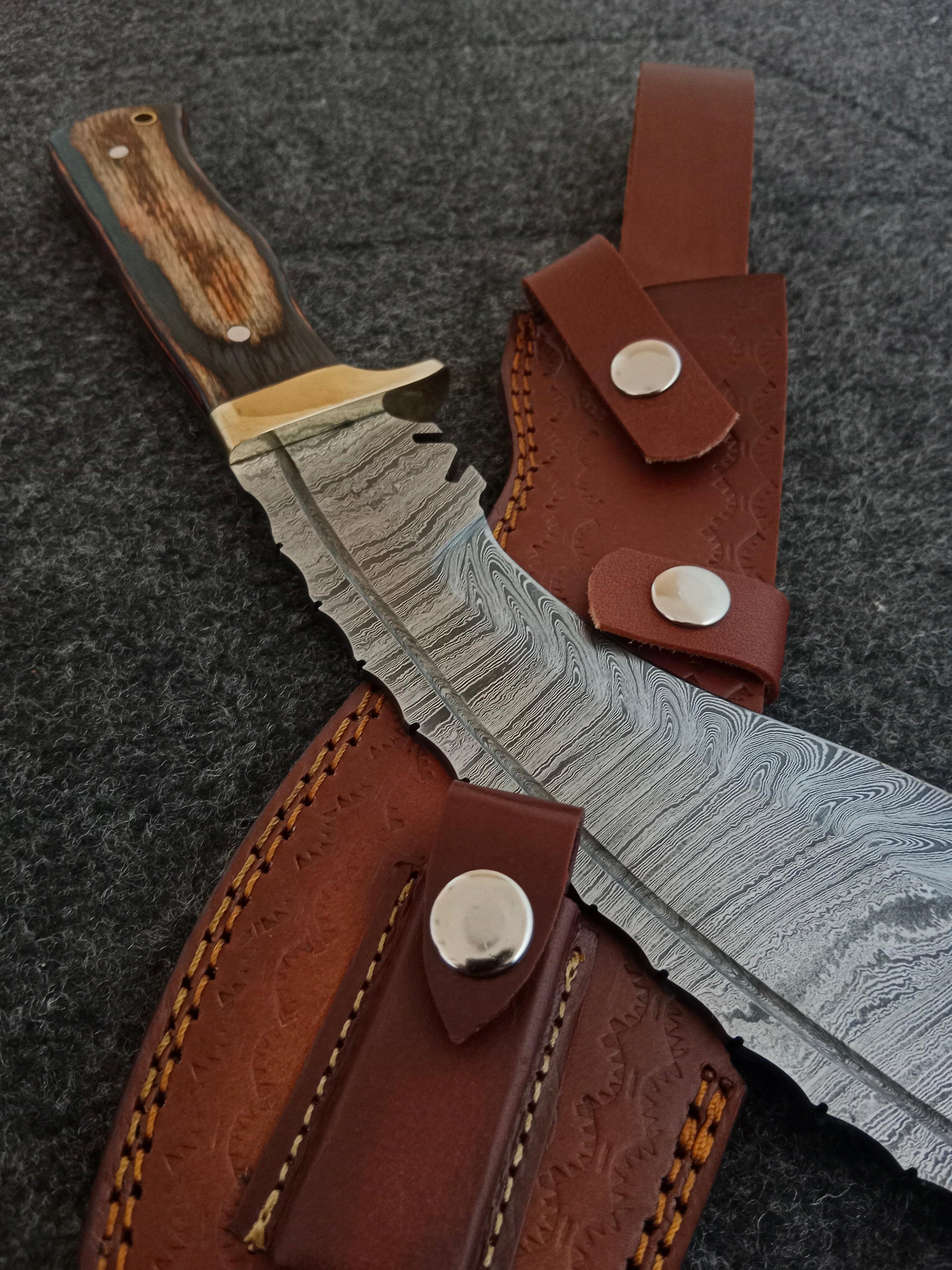 Hand Forged Damascus Hunting Knife With Rosewood Handle  Genuine Leather Sheath For Camping Bushcra 3