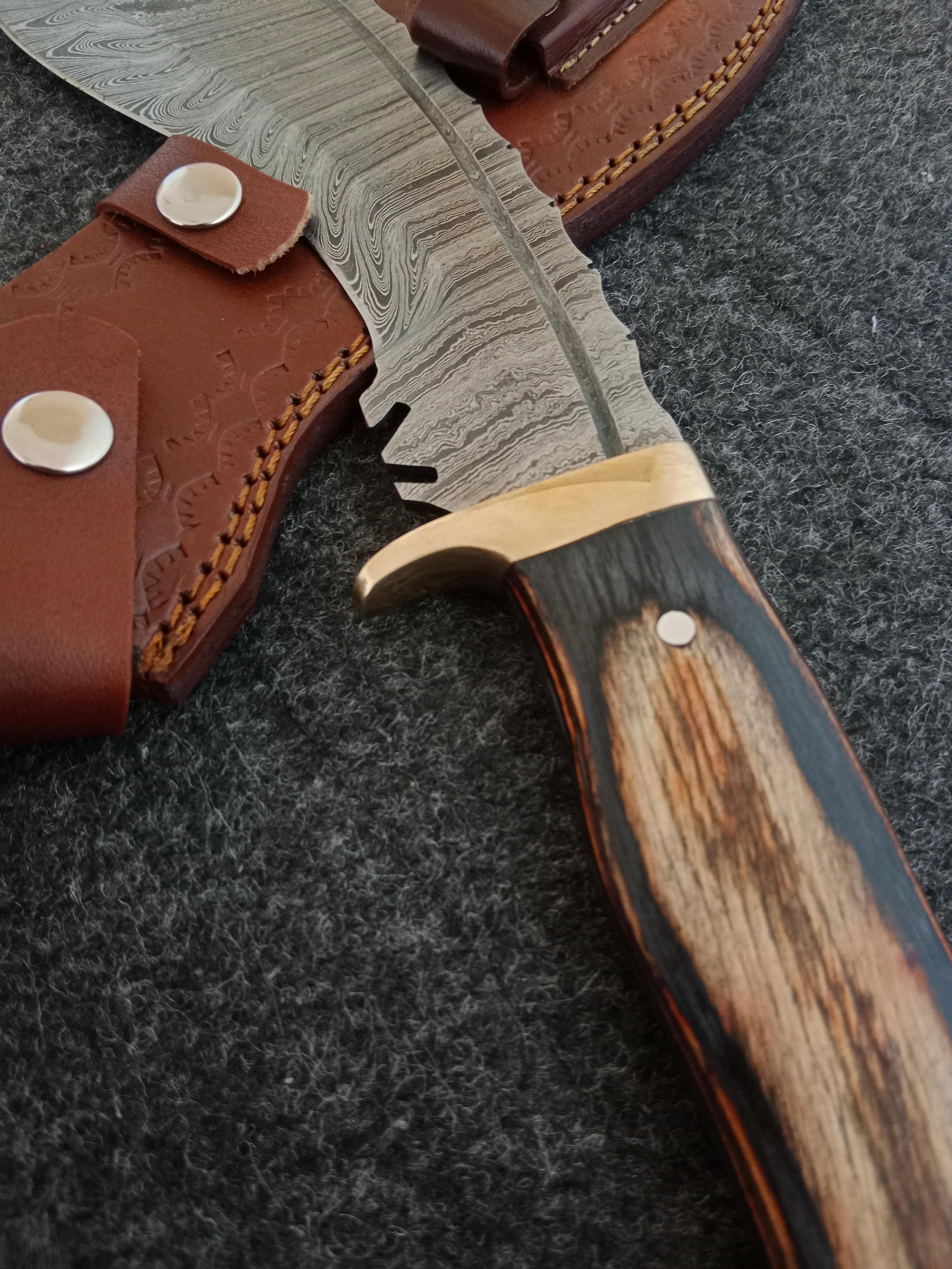 Hand Forged Damascus Hunting Knife With Rosewood Handle  Genuine Leather Sheath For Camping Bushcra 4