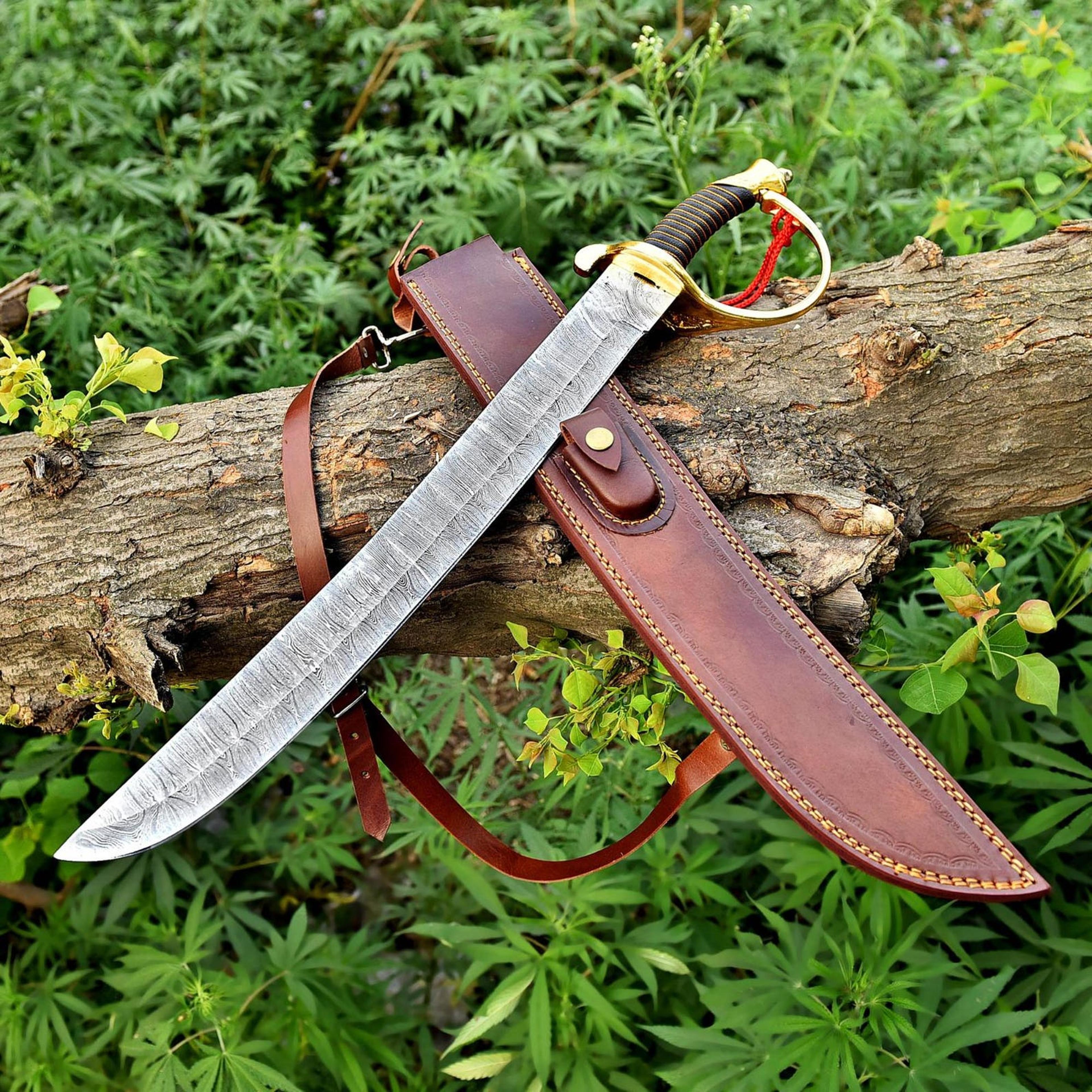 handmade cavalry saber sword – curved steel blade with brass d guard, leather grip & brown scabbard, military collector