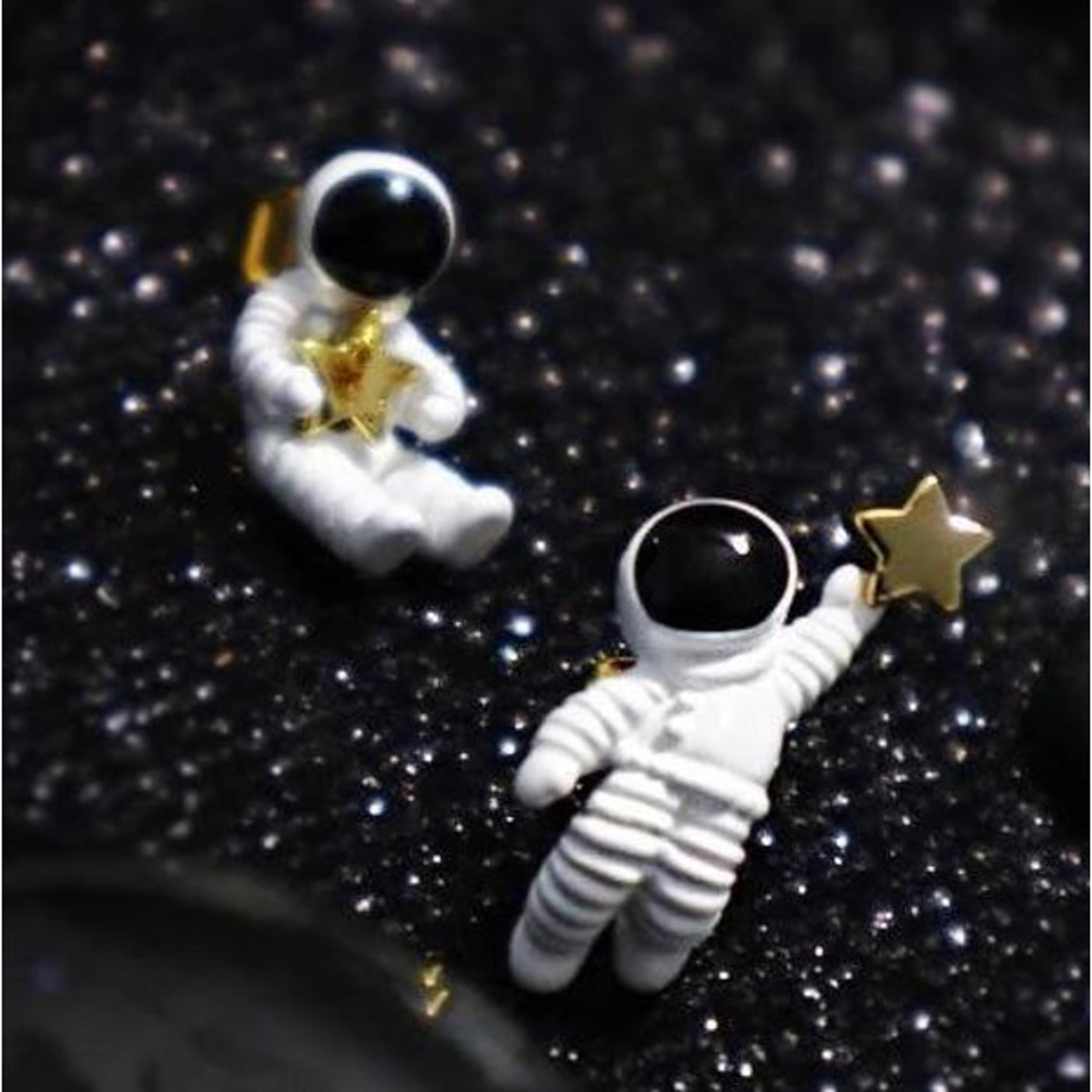 astronaut earrings