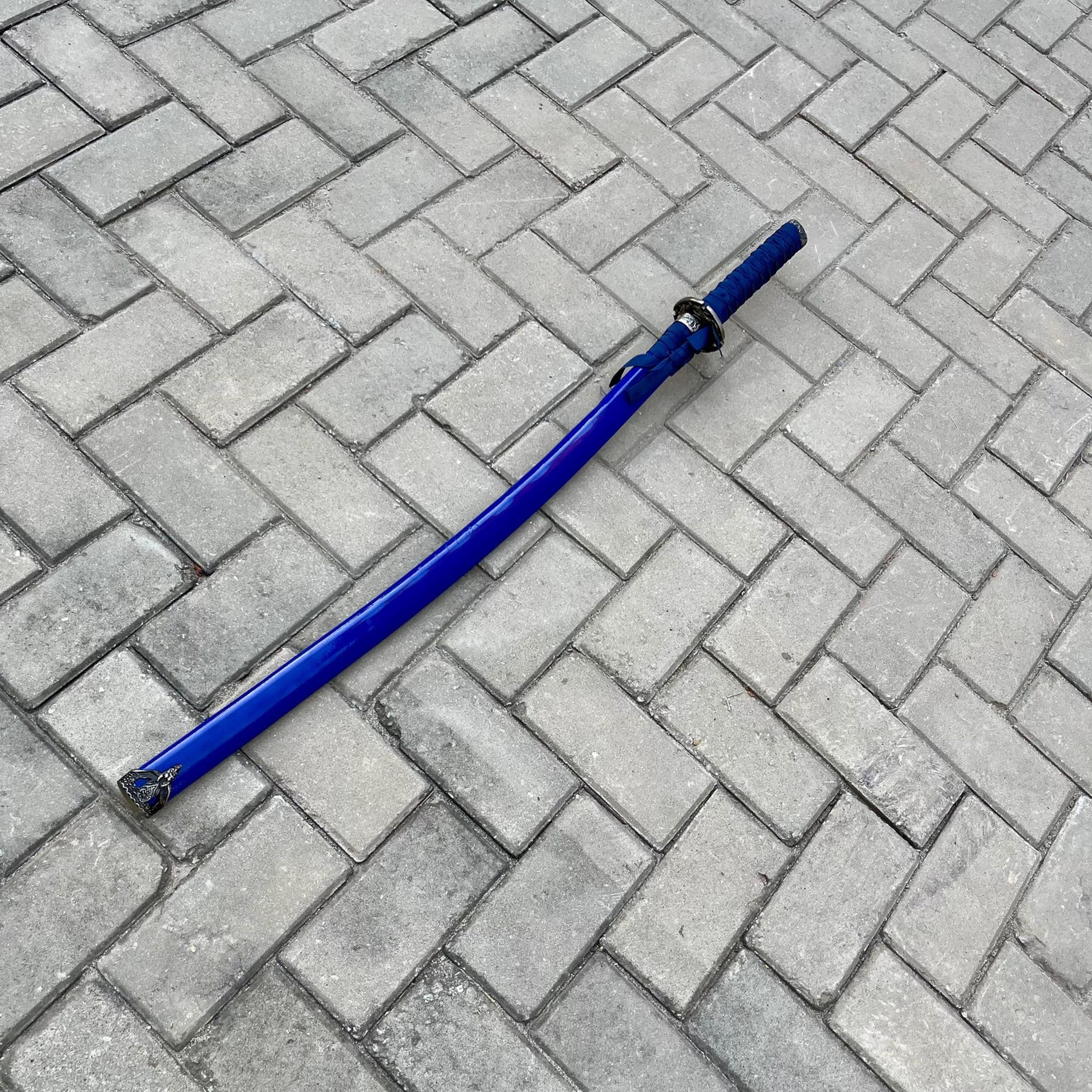 Handcrafted Japanese Samurai Katana Sword With High Carbon Steel Blade And Glossy Scabbard  Pe 4