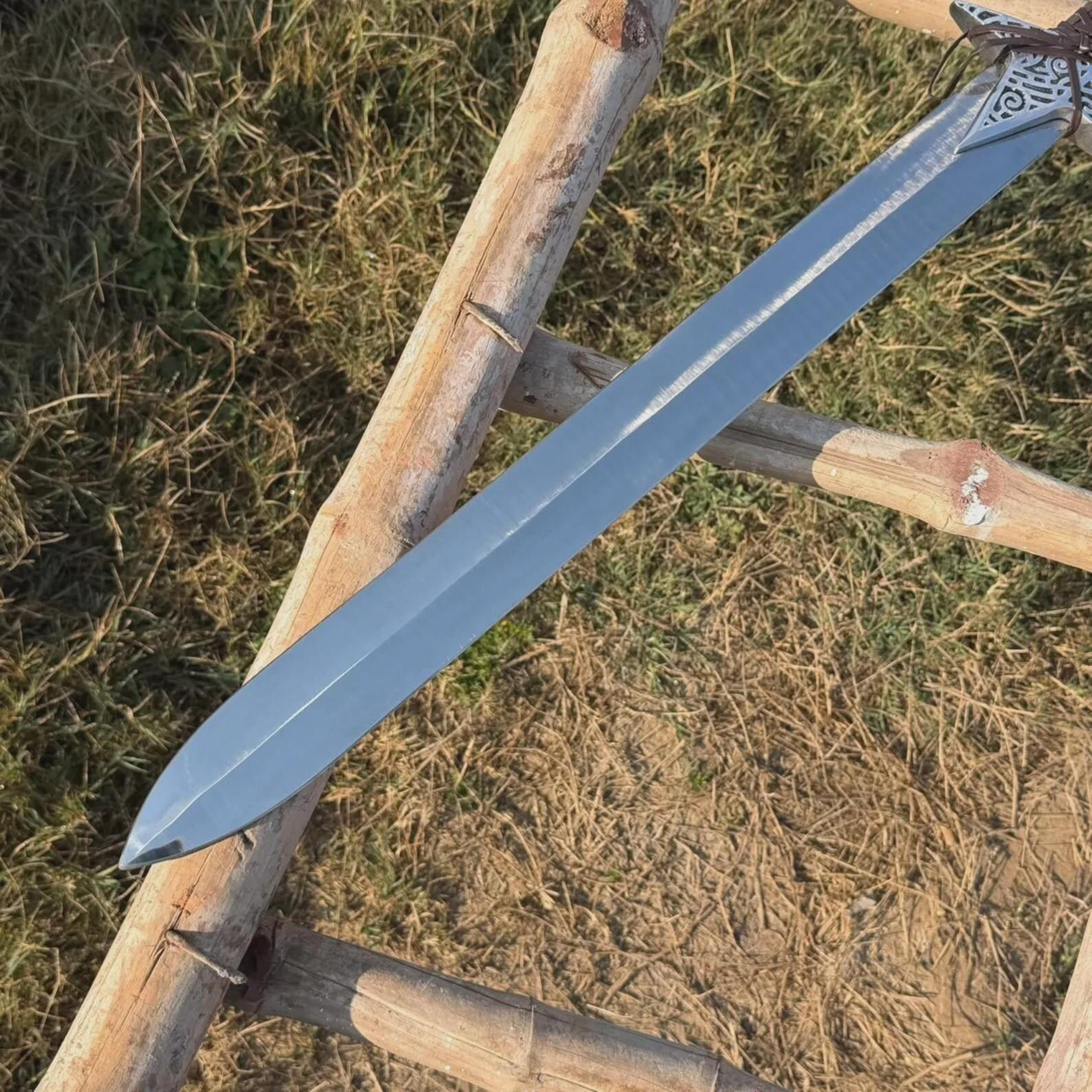 Handmade High Carbon Steel Fantasy Sword 36 With Leather Wrapped Handle Display Piece 5