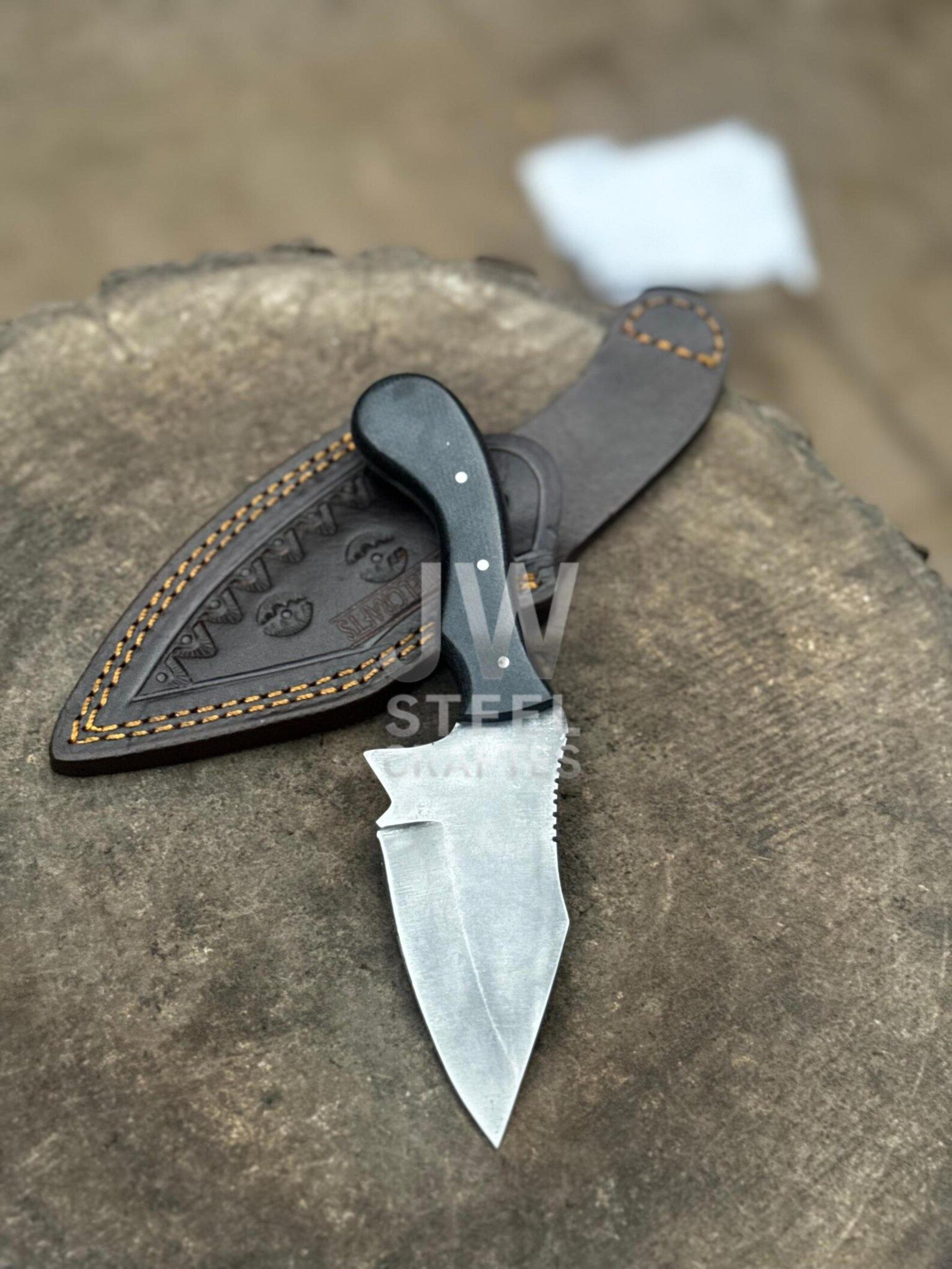 Handmade Mini Damascus Skinner Knife With Unique Horn Handle And Leather Sheath  Perfect For O 5