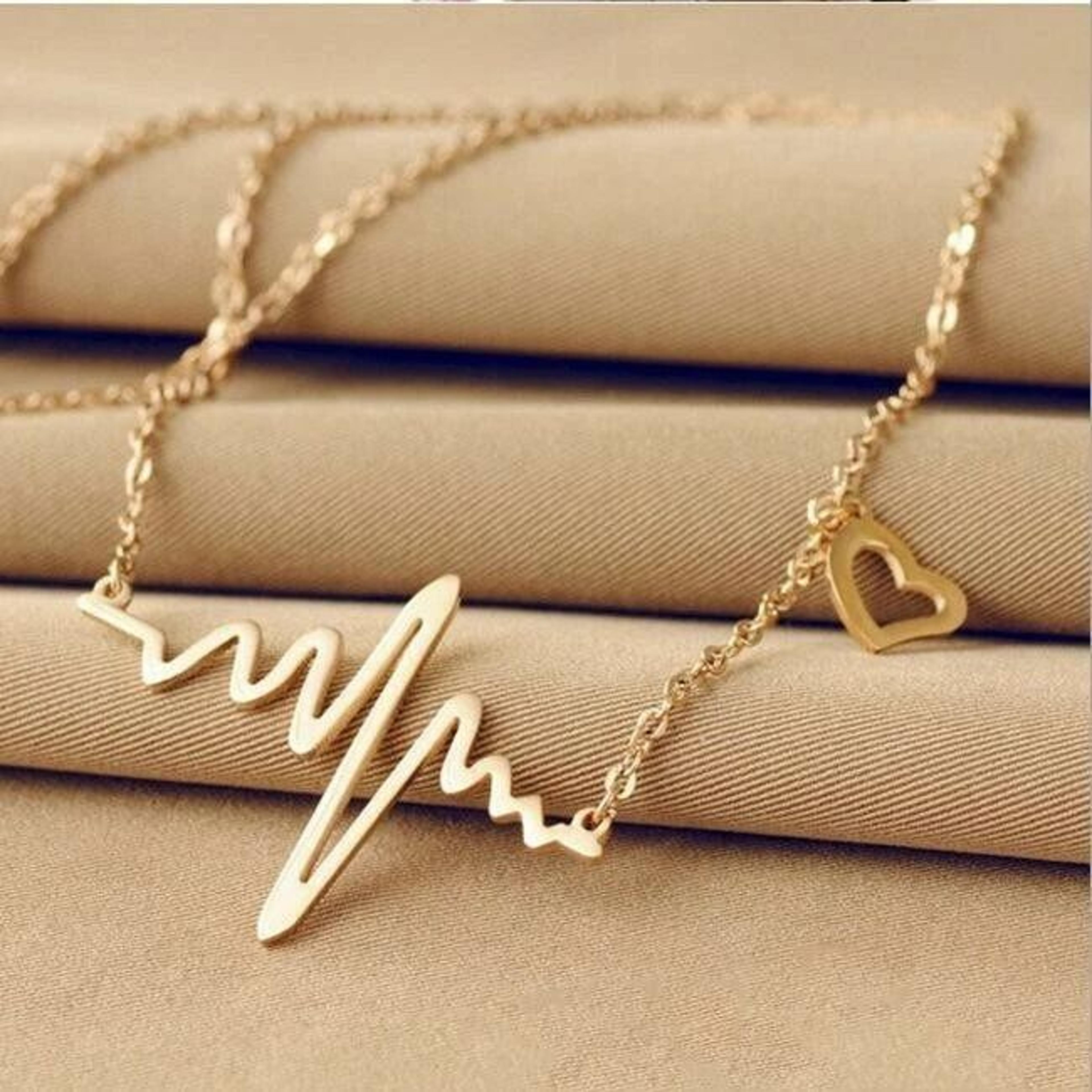 gold love heart necklace, fashion women chain, heartbeat pendant jewelry