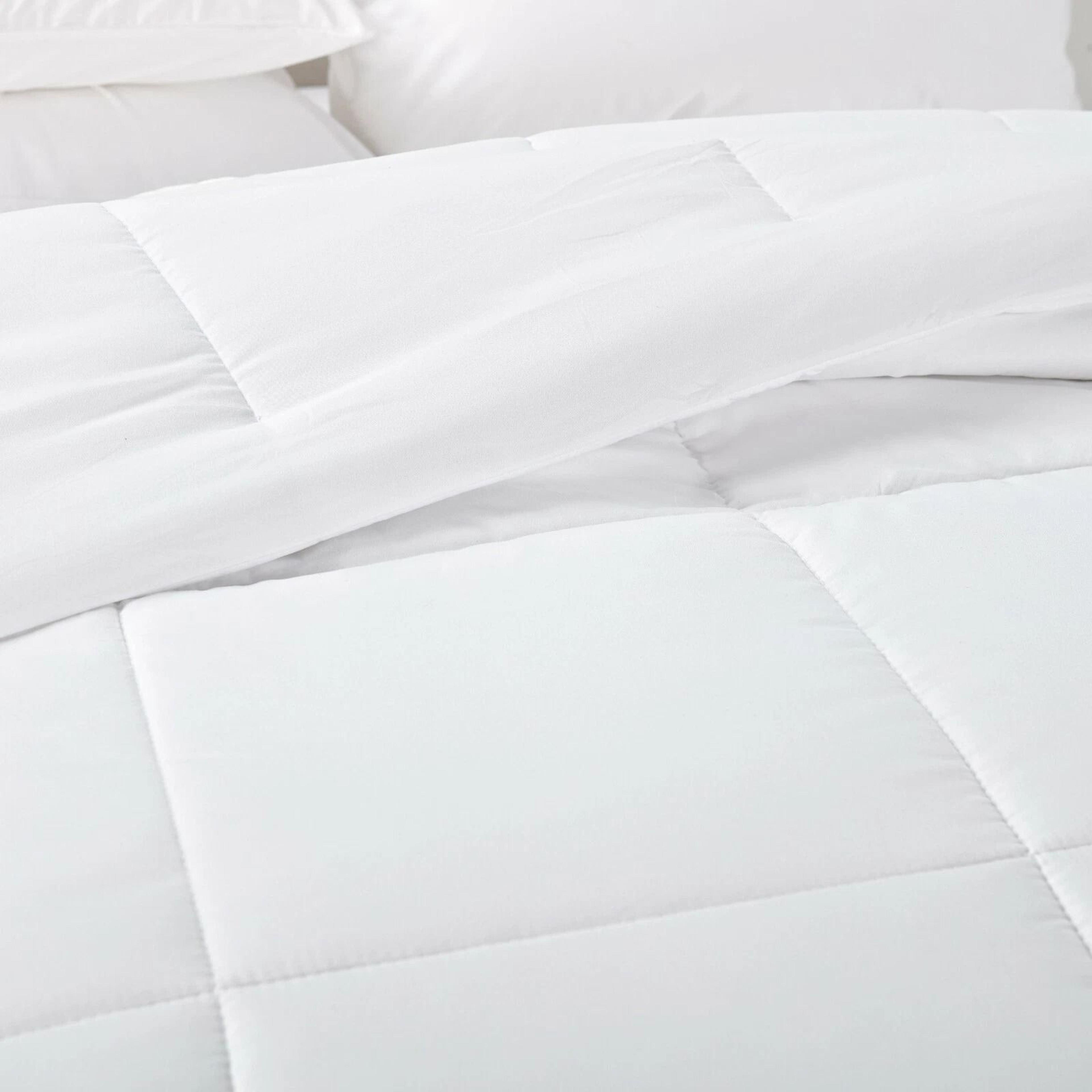 Premium All Season Down Alternative Comforter Ultra Soft Quilted Duvet Insert 5