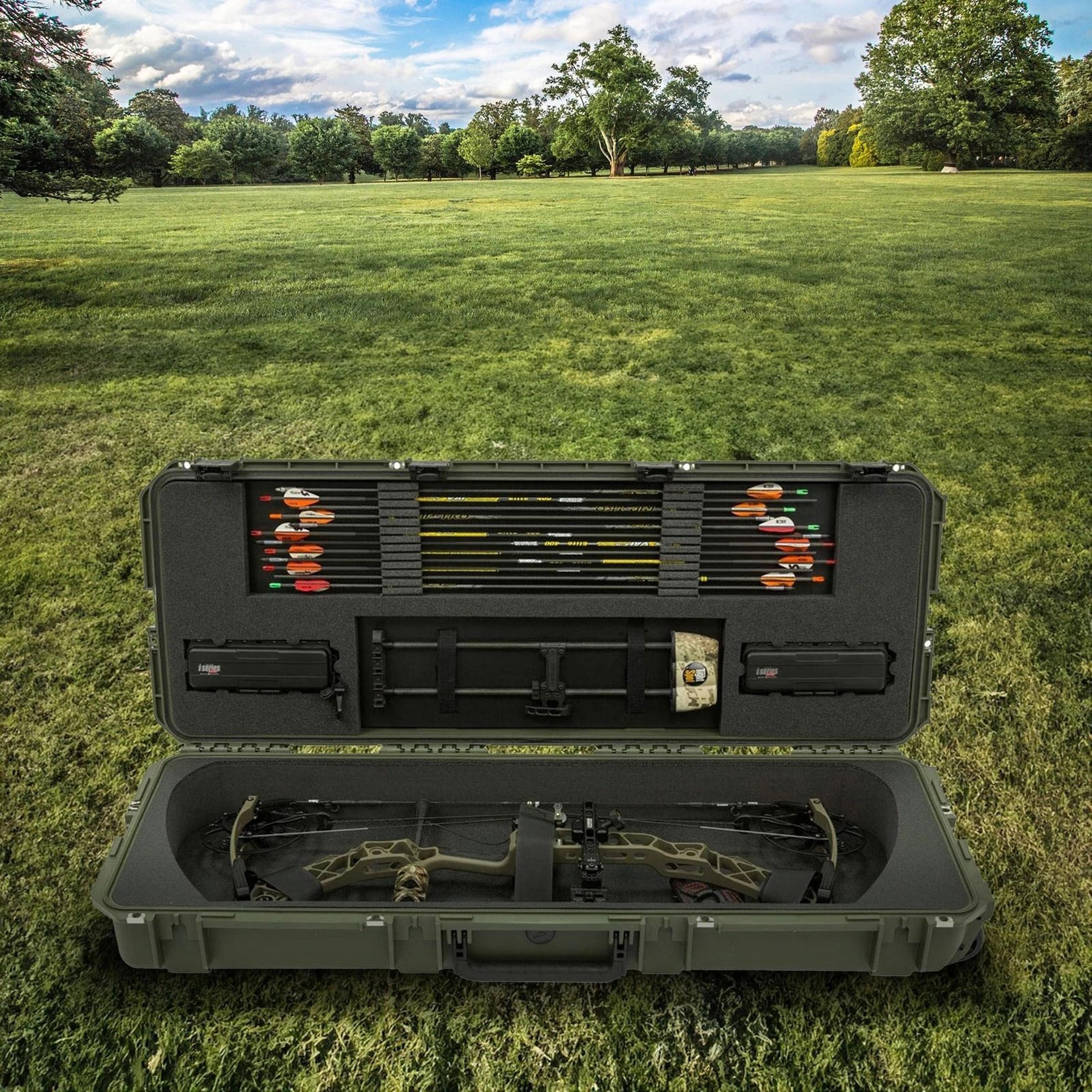 skb iseries green hard exterior parallel limb bow case with lock