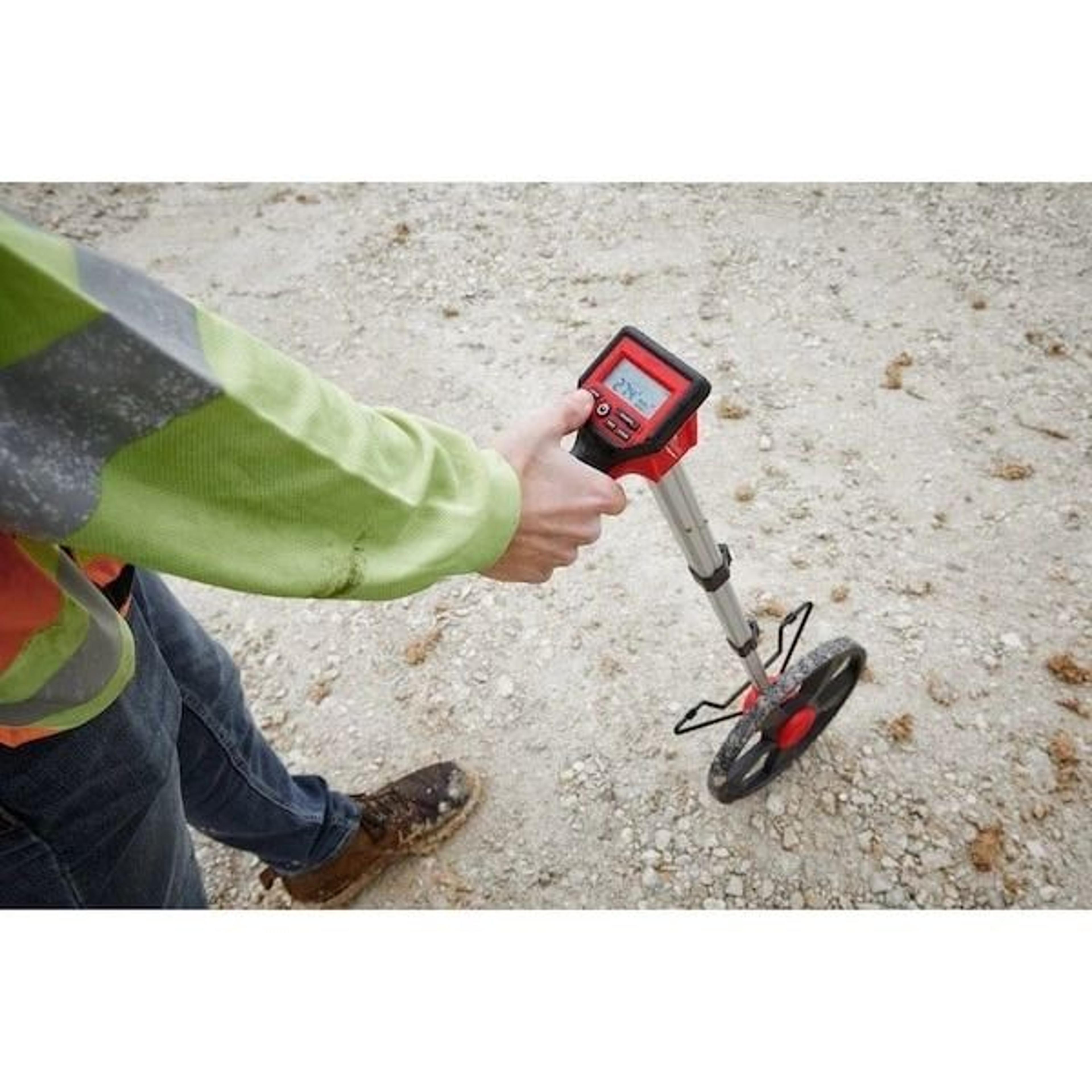 digital measuring wheel with backlit screen and one hand control