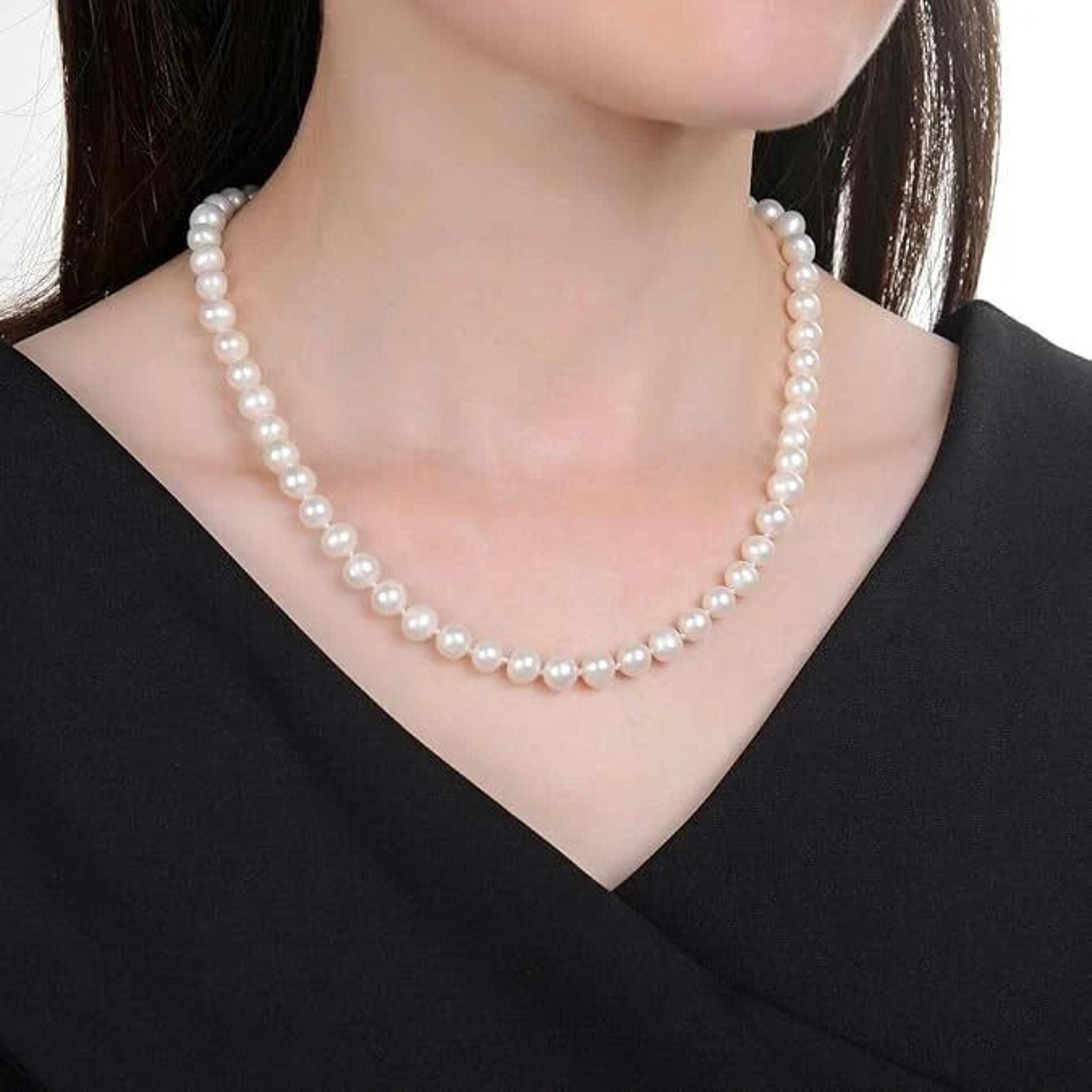 elegant natural white freshwater pearl necklace with gold clasp