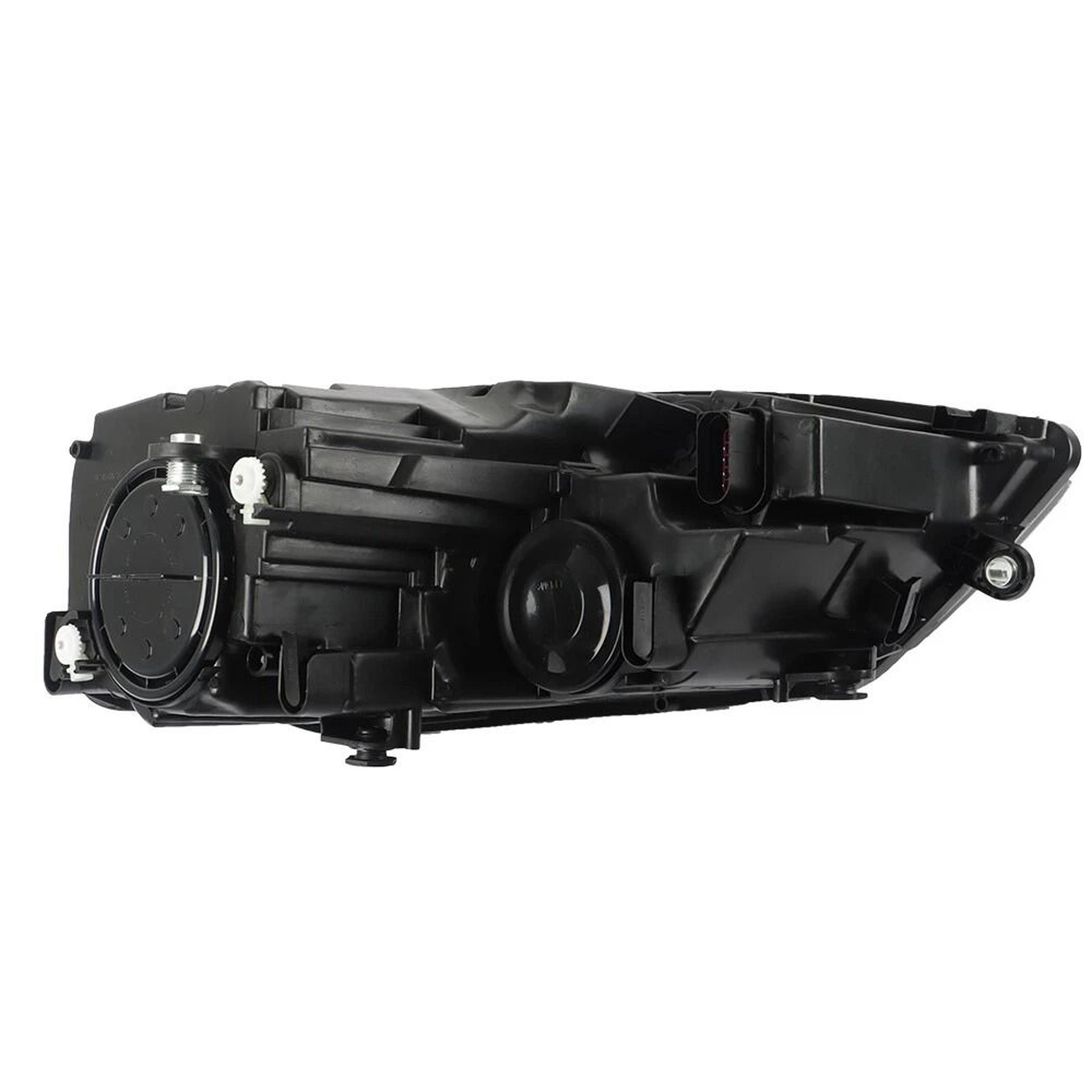 Volkswagen Jetta Passenger Side Halogen Headlight Assembly 3