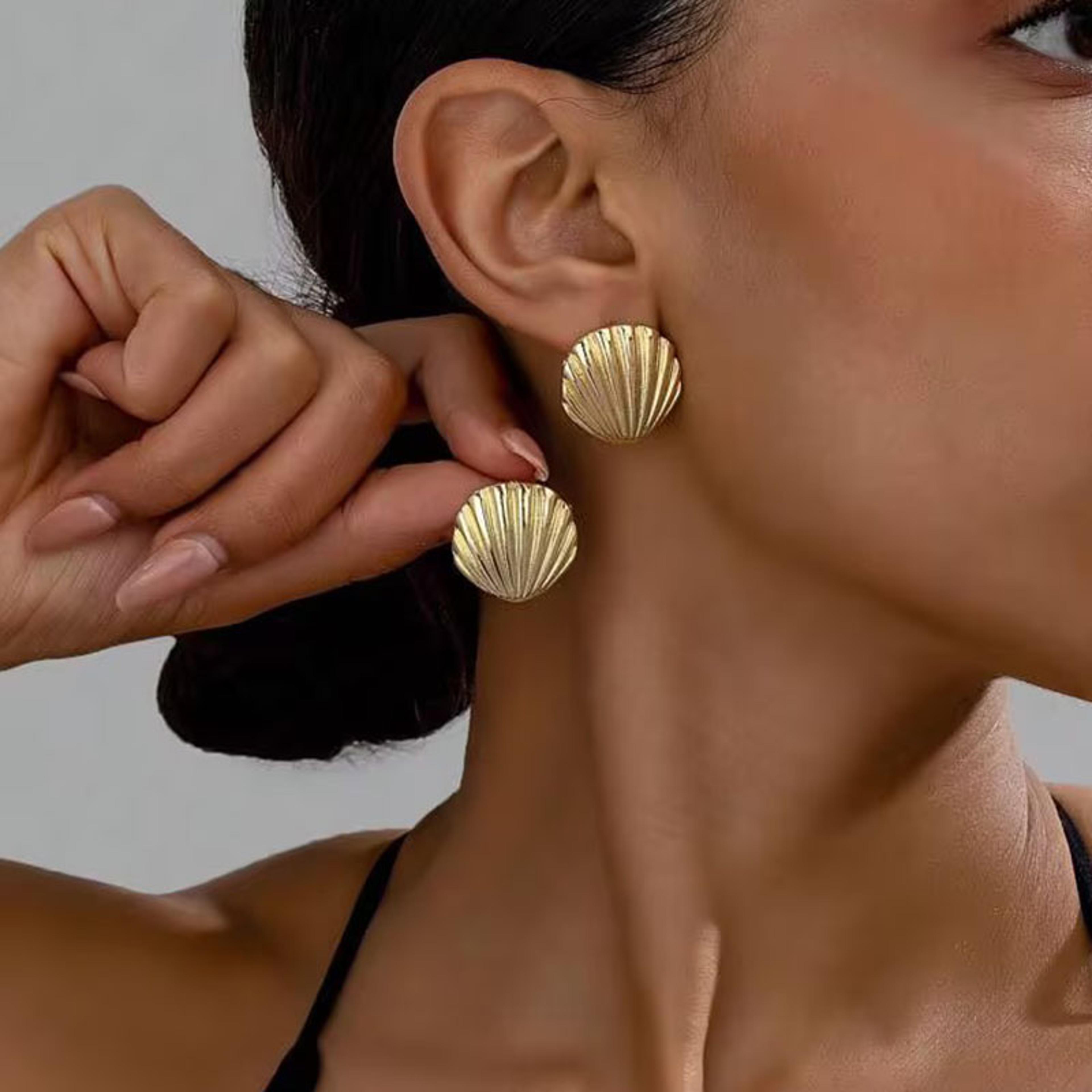 geometric ocean shell texture drop earrings classic gold tone fashion jewelry