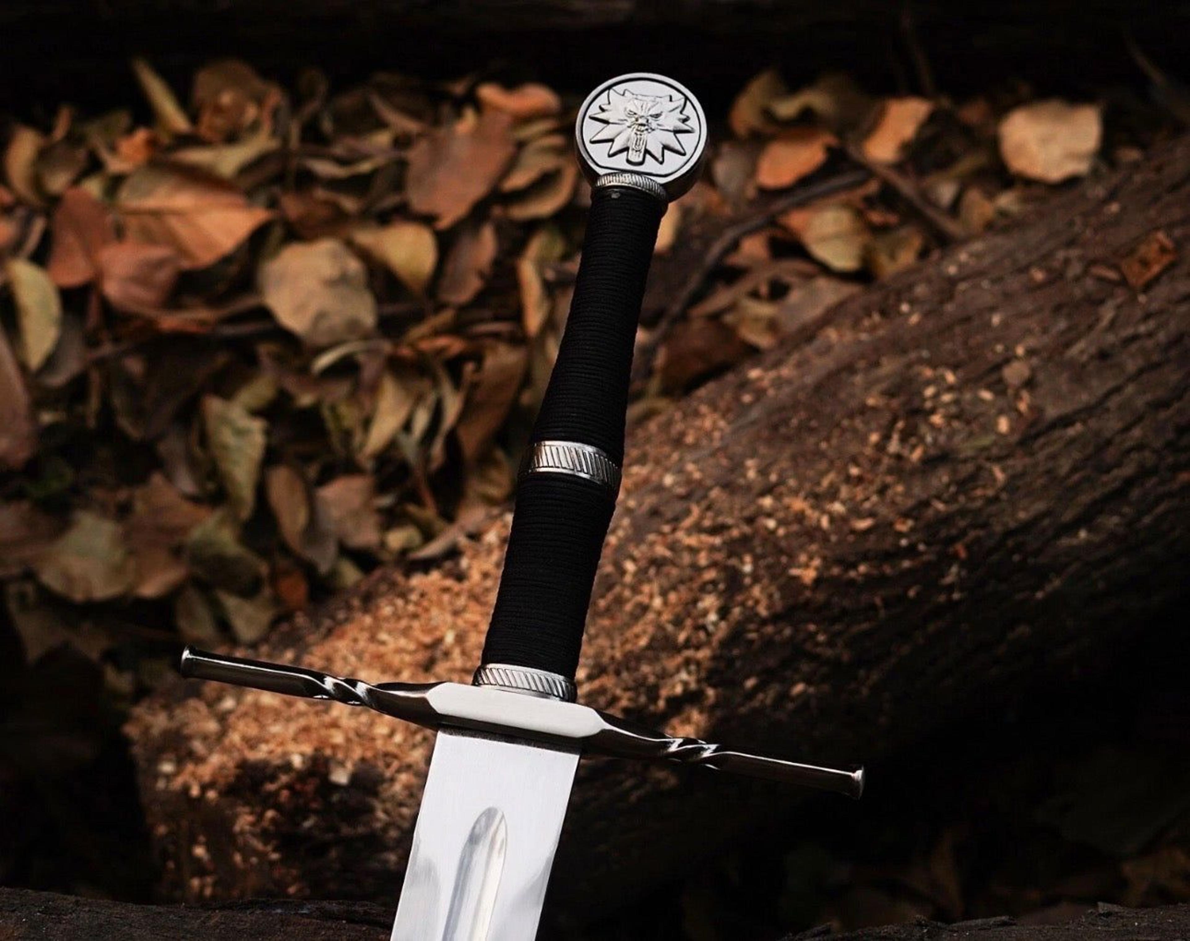 Witcher Inspired Silver Sword Replica  Stainless Steel Fantasy Display Sword With Wolf Head Pommel 1