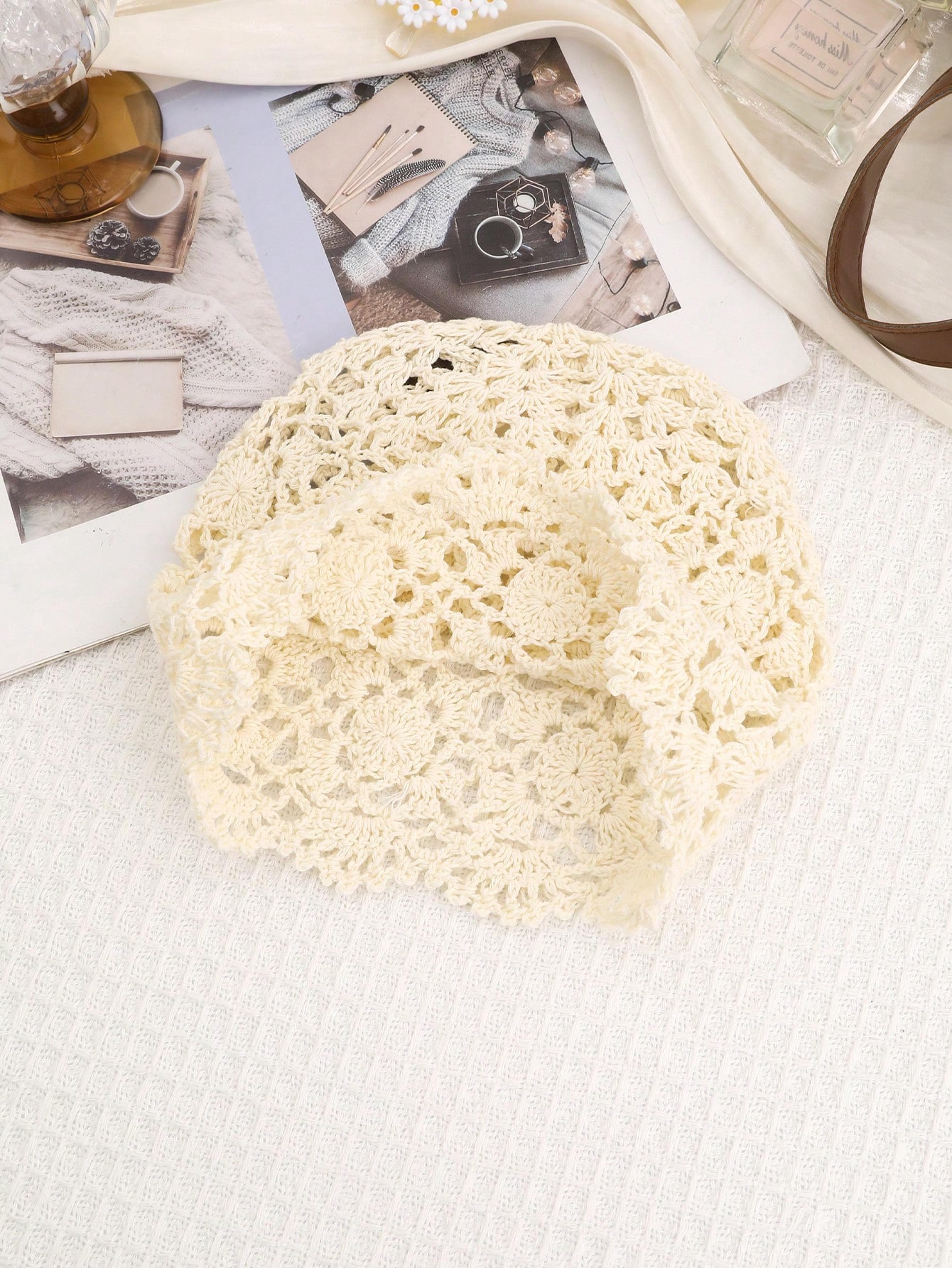 Beige Floral Knit Sun Hat For Beach Holidays 3
