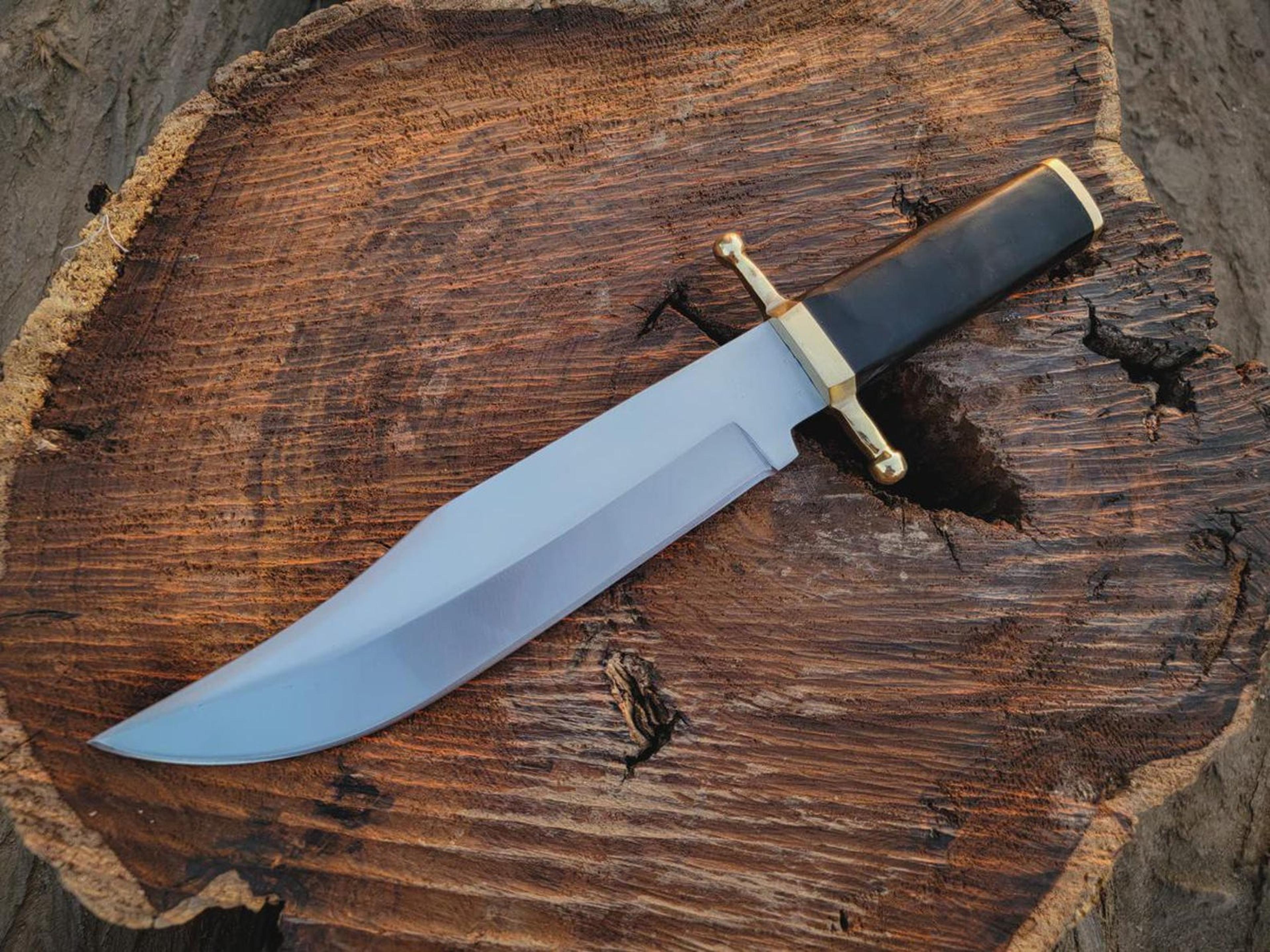 Premium Bowie Knife D2 Steel Blade Buffalo Horn Handle With Leather Sheath 1