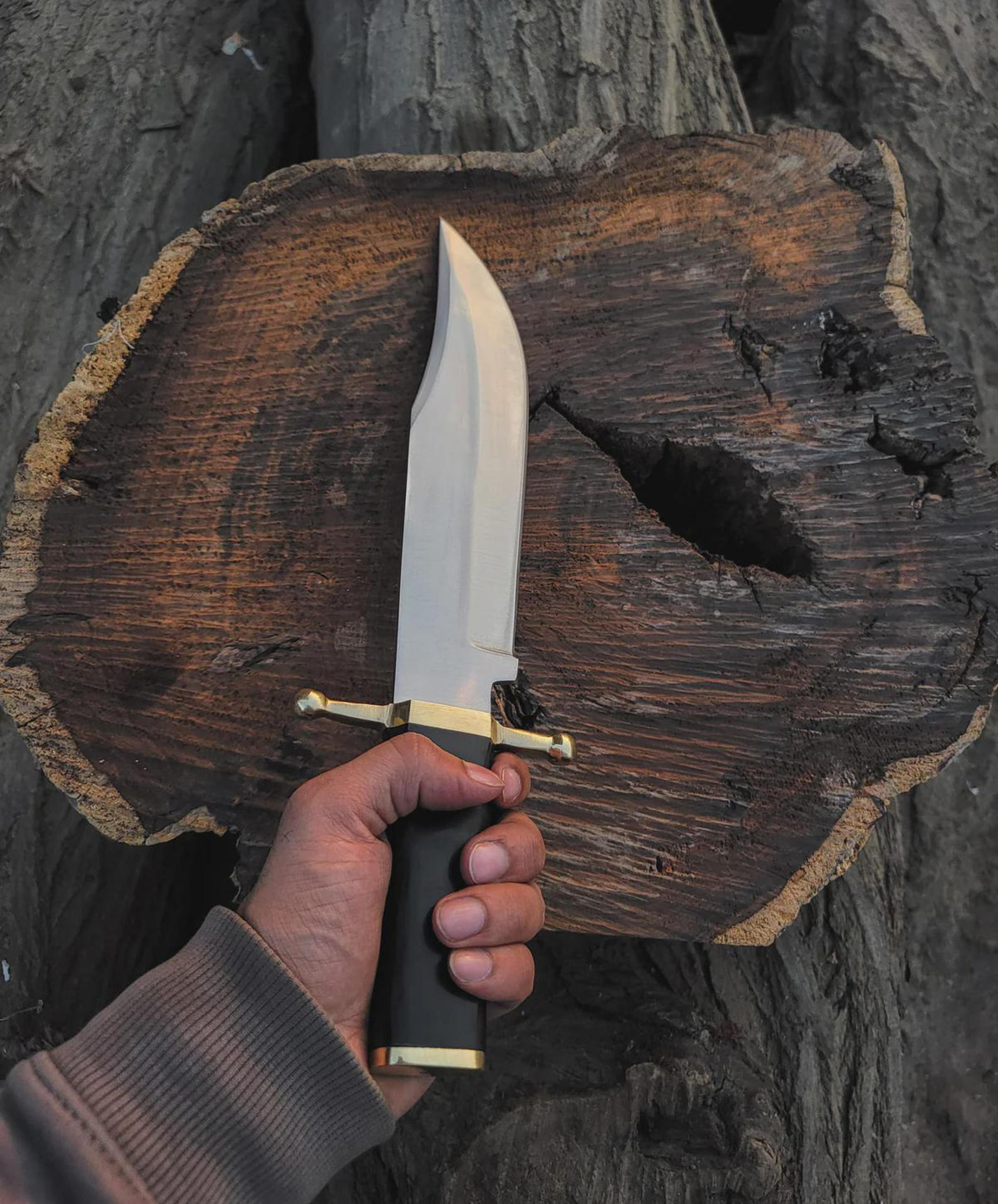 Premium Bowie Knife D2 Steel Blade Buffalo Horn Handle With Leather Sheath 5