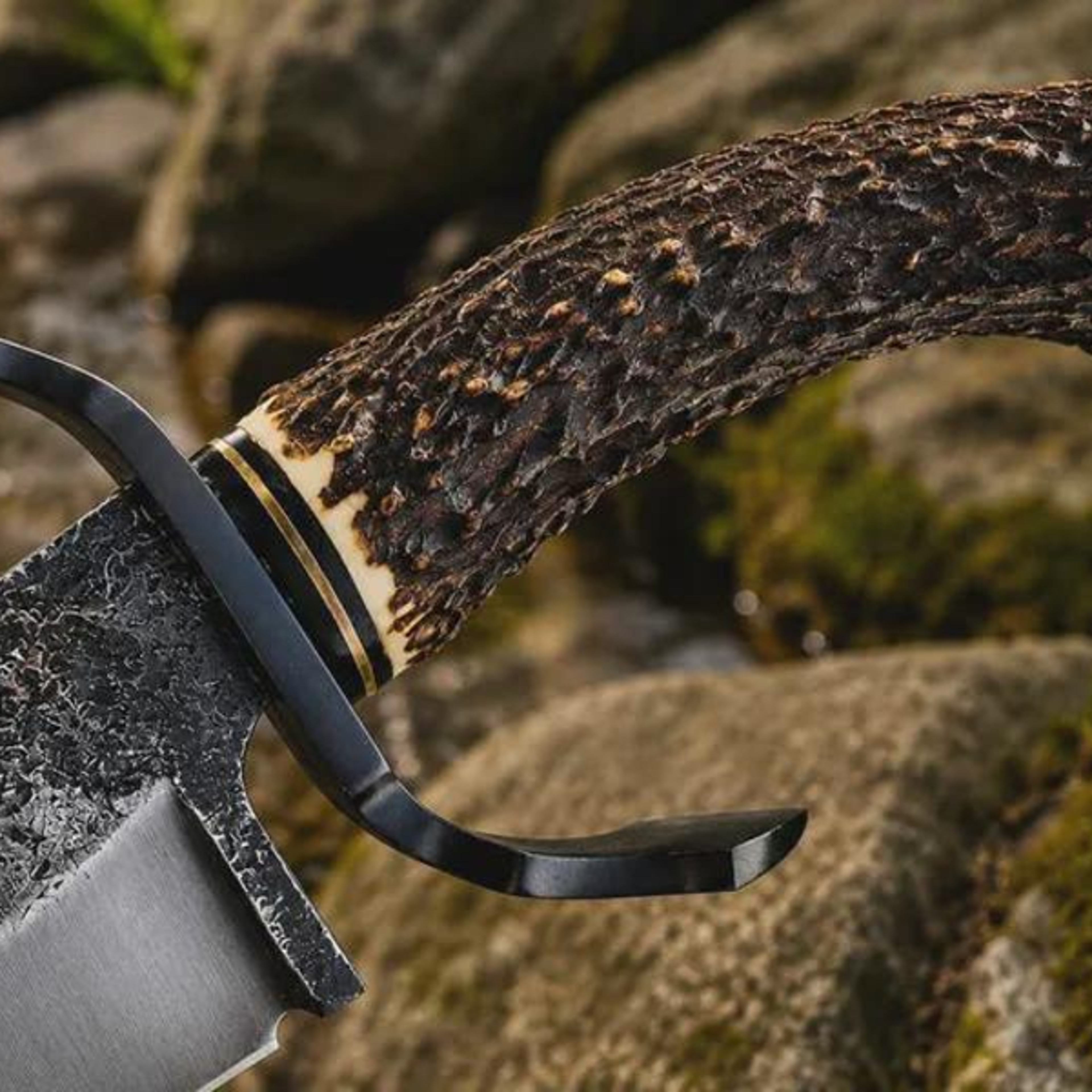 Handmade Hunting Knife With Stag Handle And Leather Sheath  17 Inch Traditional Outdoor Collectible