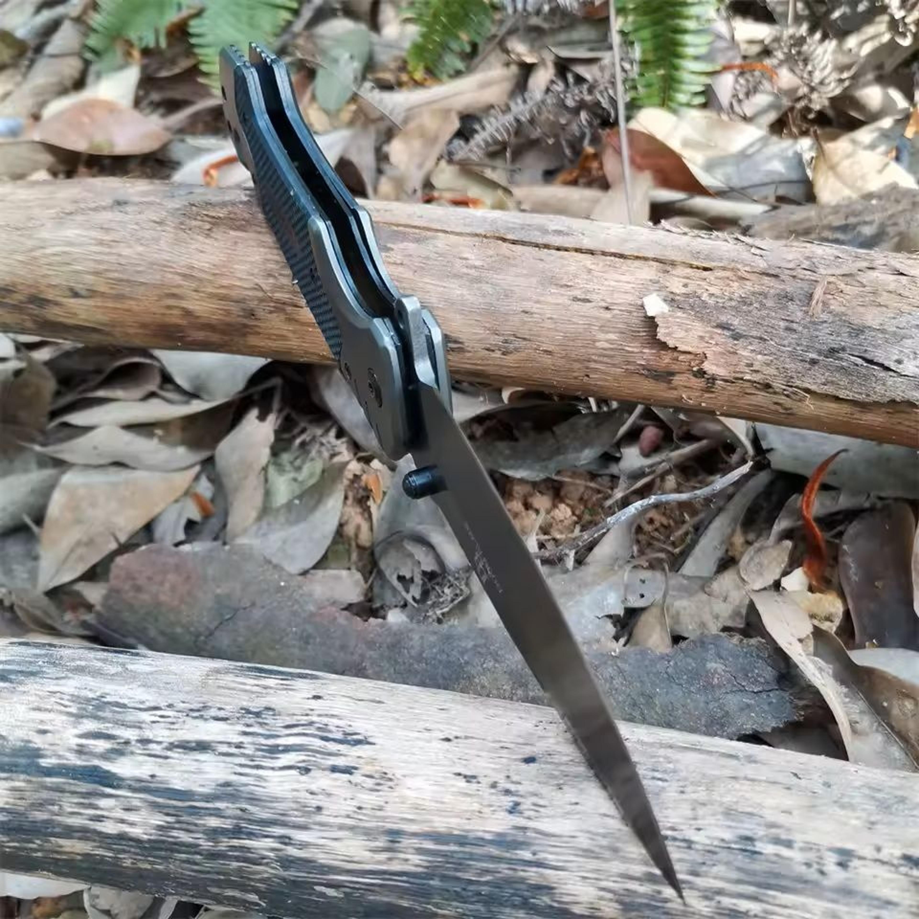 Folding EDC Knife With High Hardness Blade For Camping Hunting And Outdoor Survival 3
