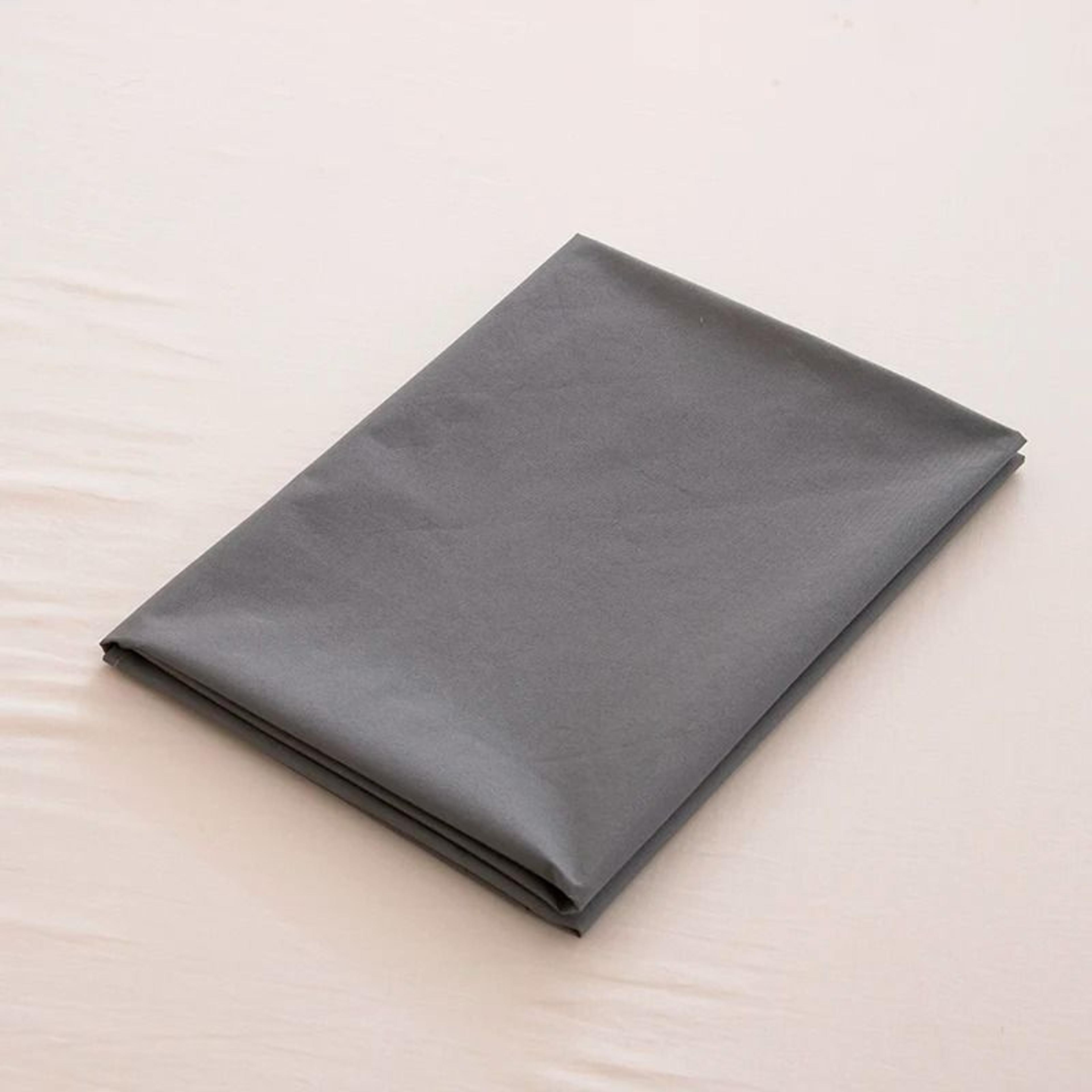 Waterproof TPU Bed Sheet Pad For Mattress Protection For Babies Adults And Spa Use 4