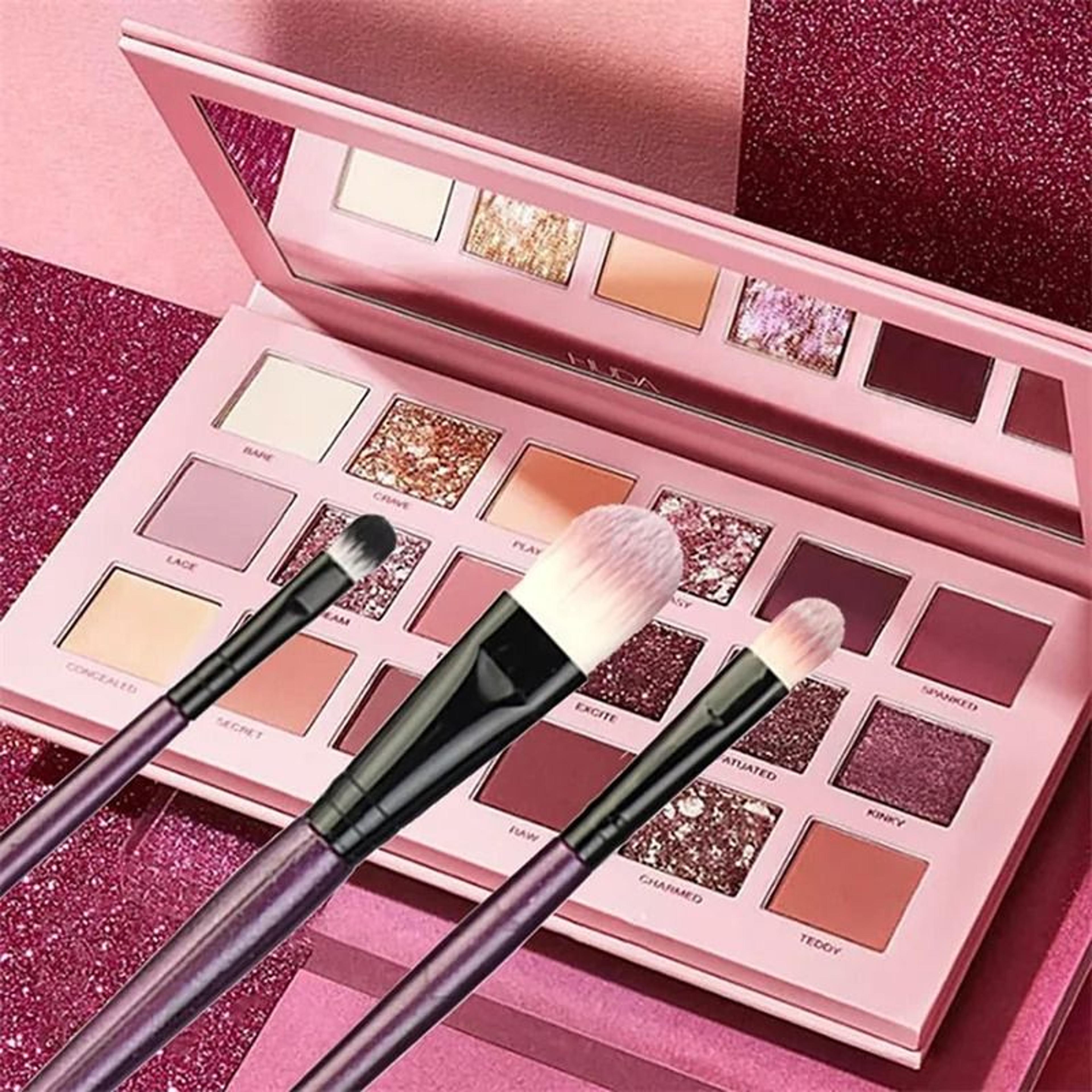 20 Piece Makeup Brush Set For Eyes And Face Blending 3