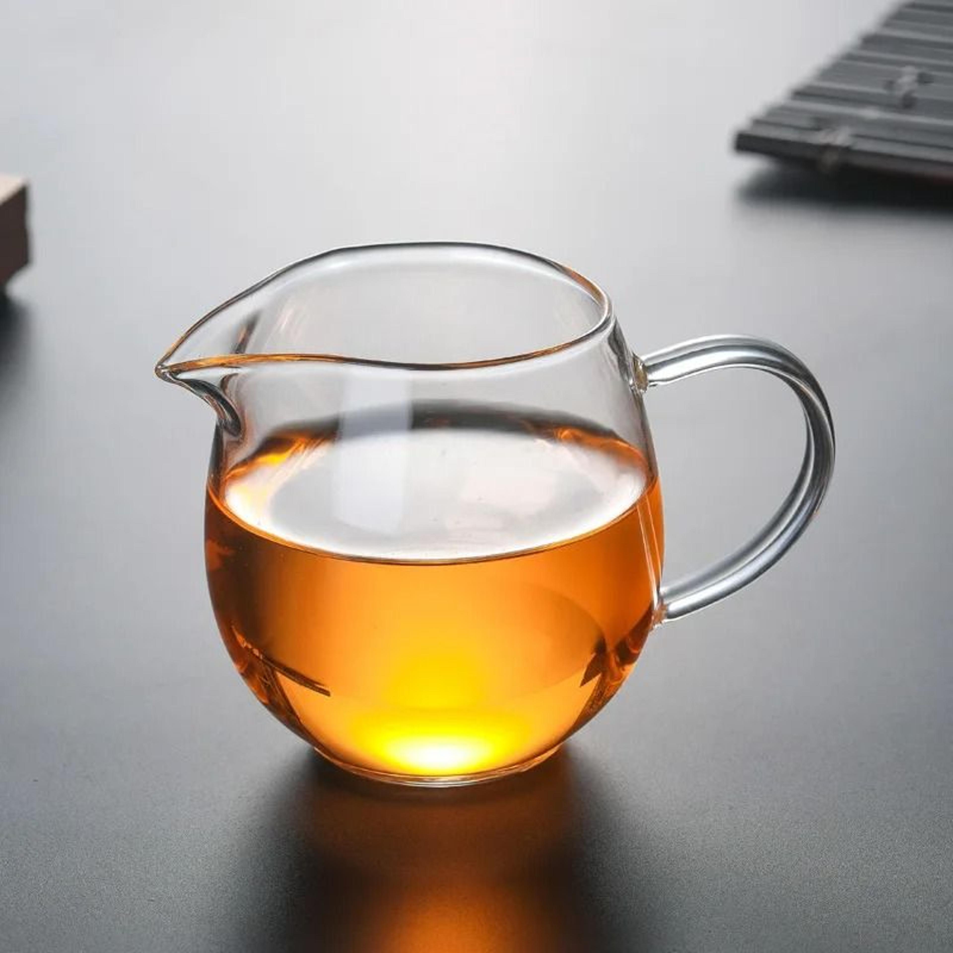 Heat Resisting Clear Glass Tea Pitcher Fair Cup 7