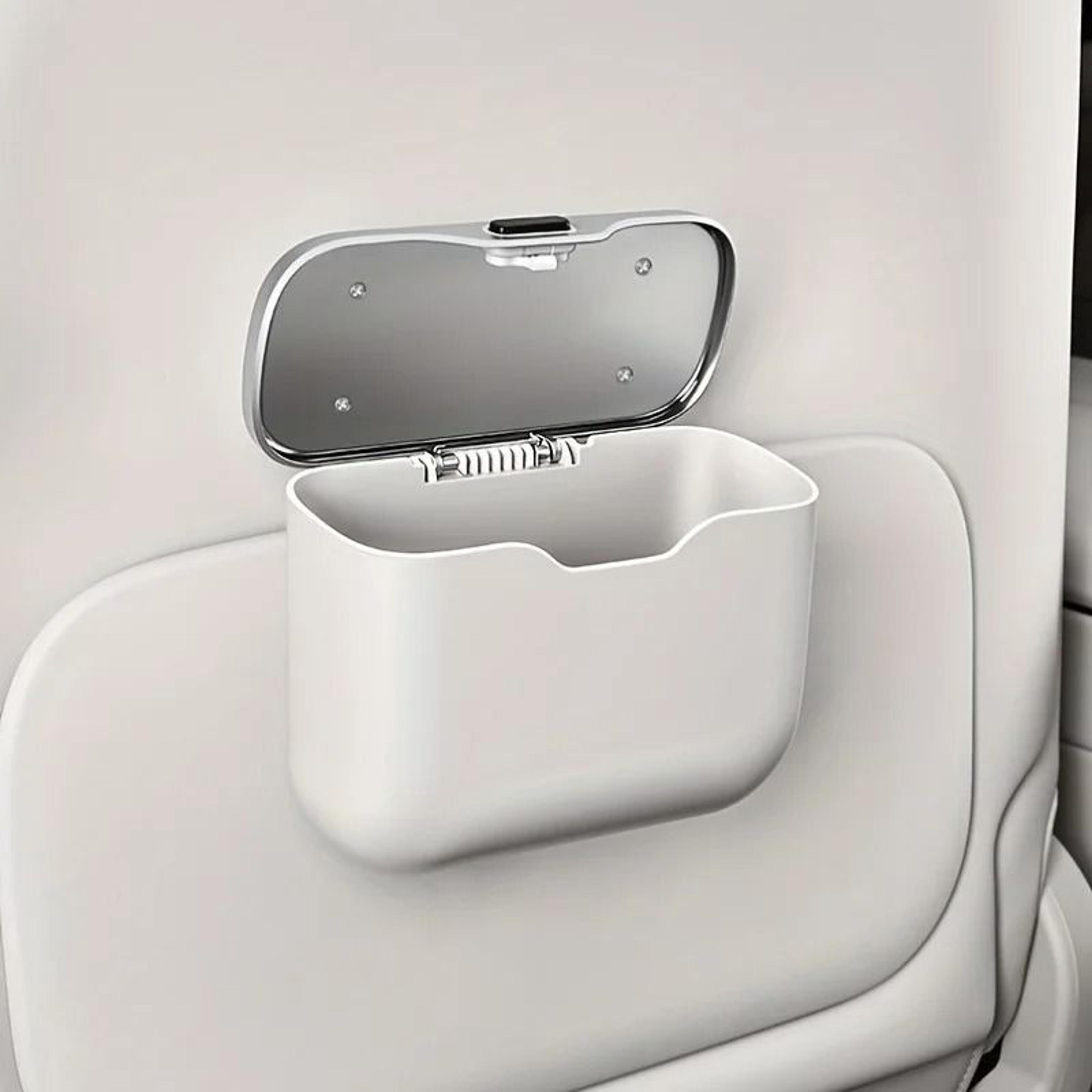 Multifunctional Car Trash Can With Lid Button 4