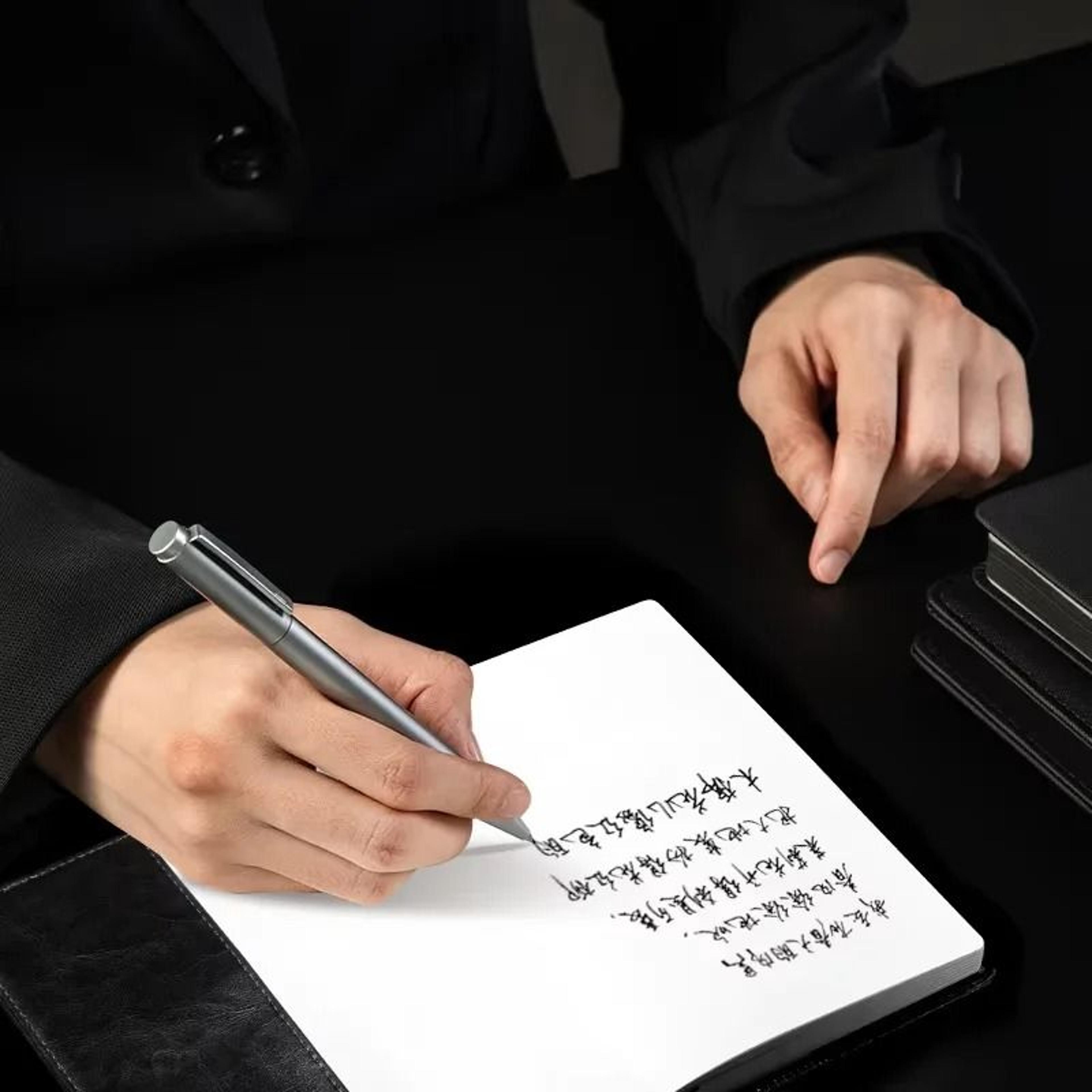 Premium Metallic Signature Gel Pens  05 Mm Gold  Silver Ink For Certificates Awards And HighEnd Men 3