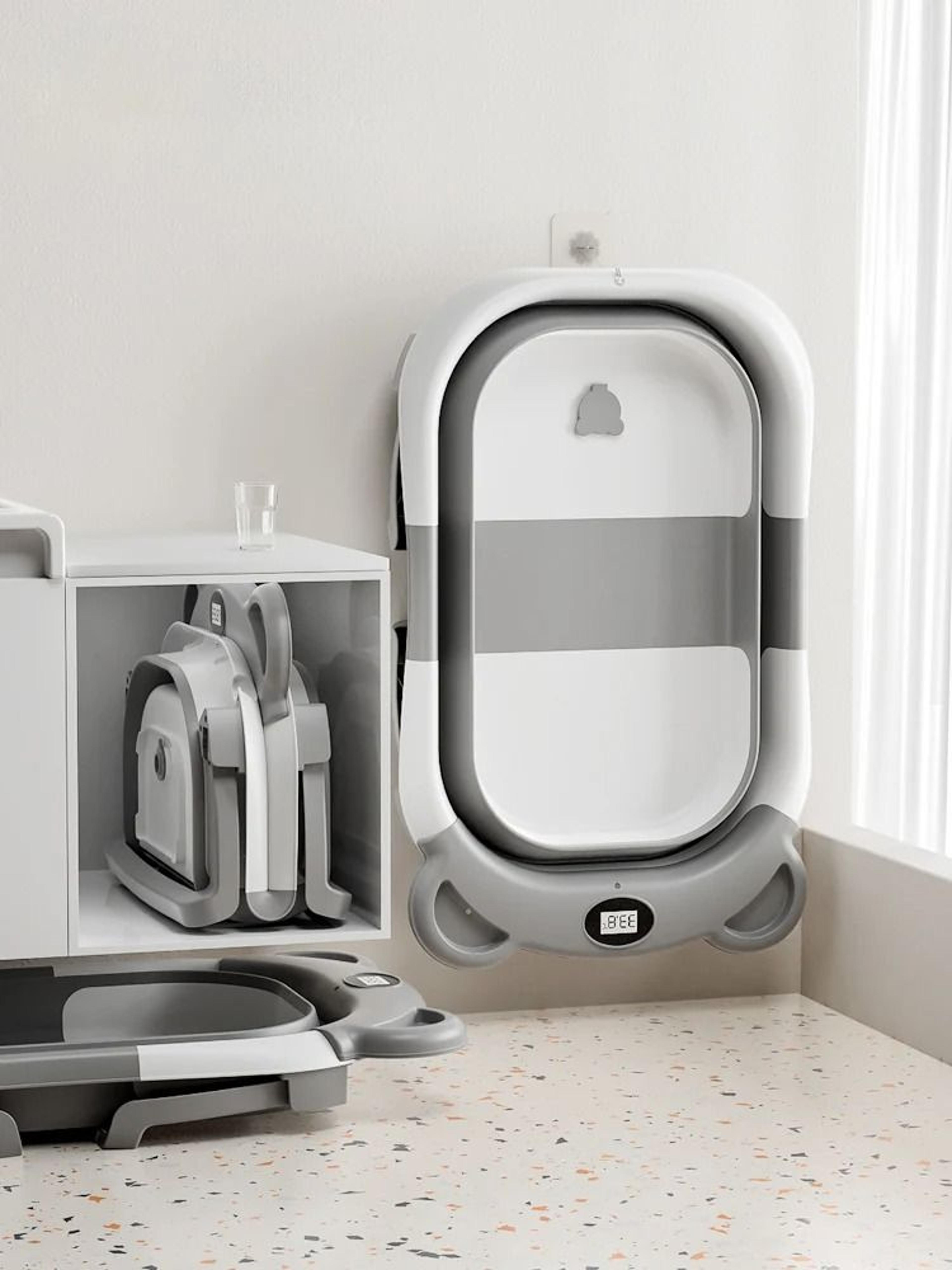 Portable Travel Collapsible Baby Bathtub 3