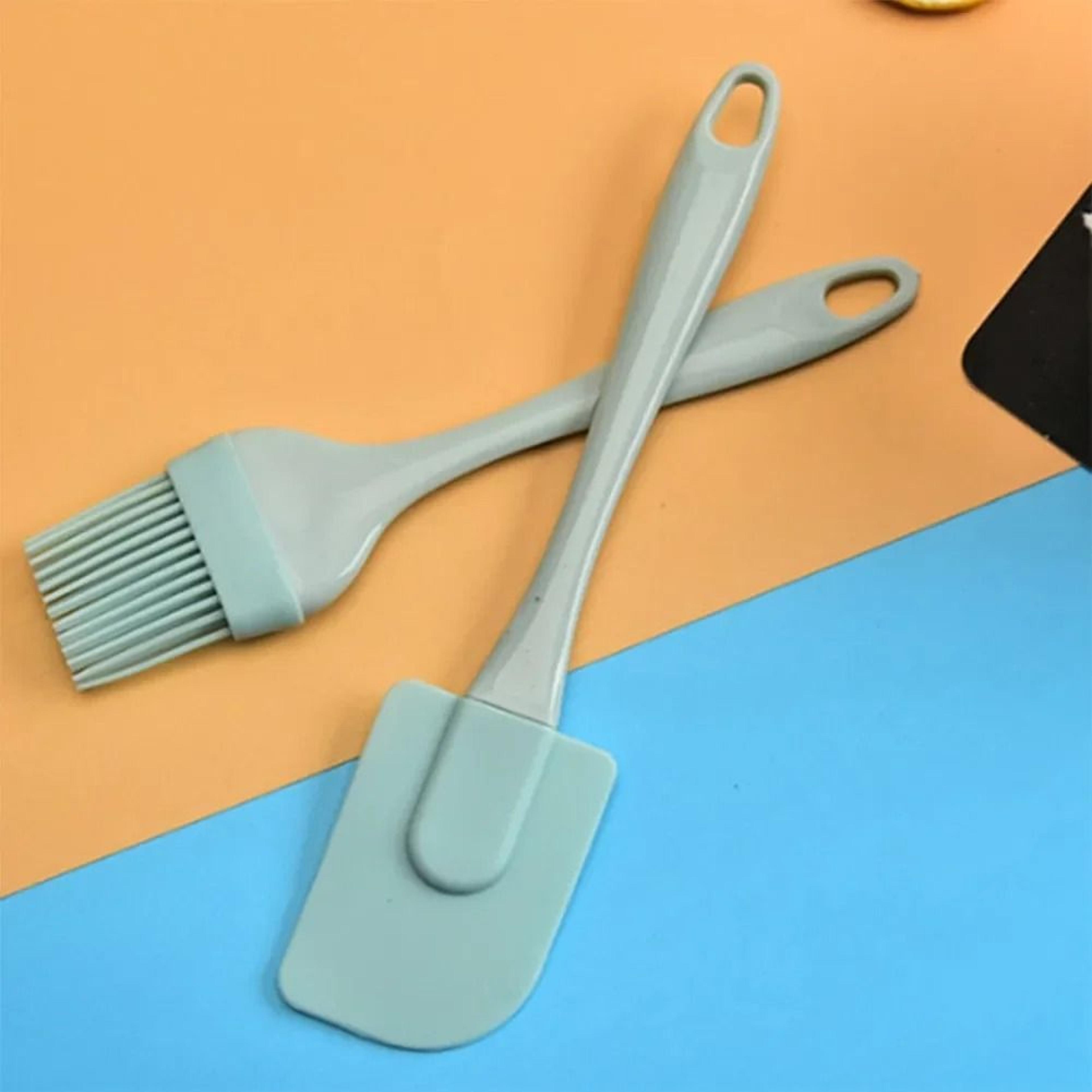 3Piece Professional Silicone Baking Set  NonStick Cream Scraper  Oil Brush 4