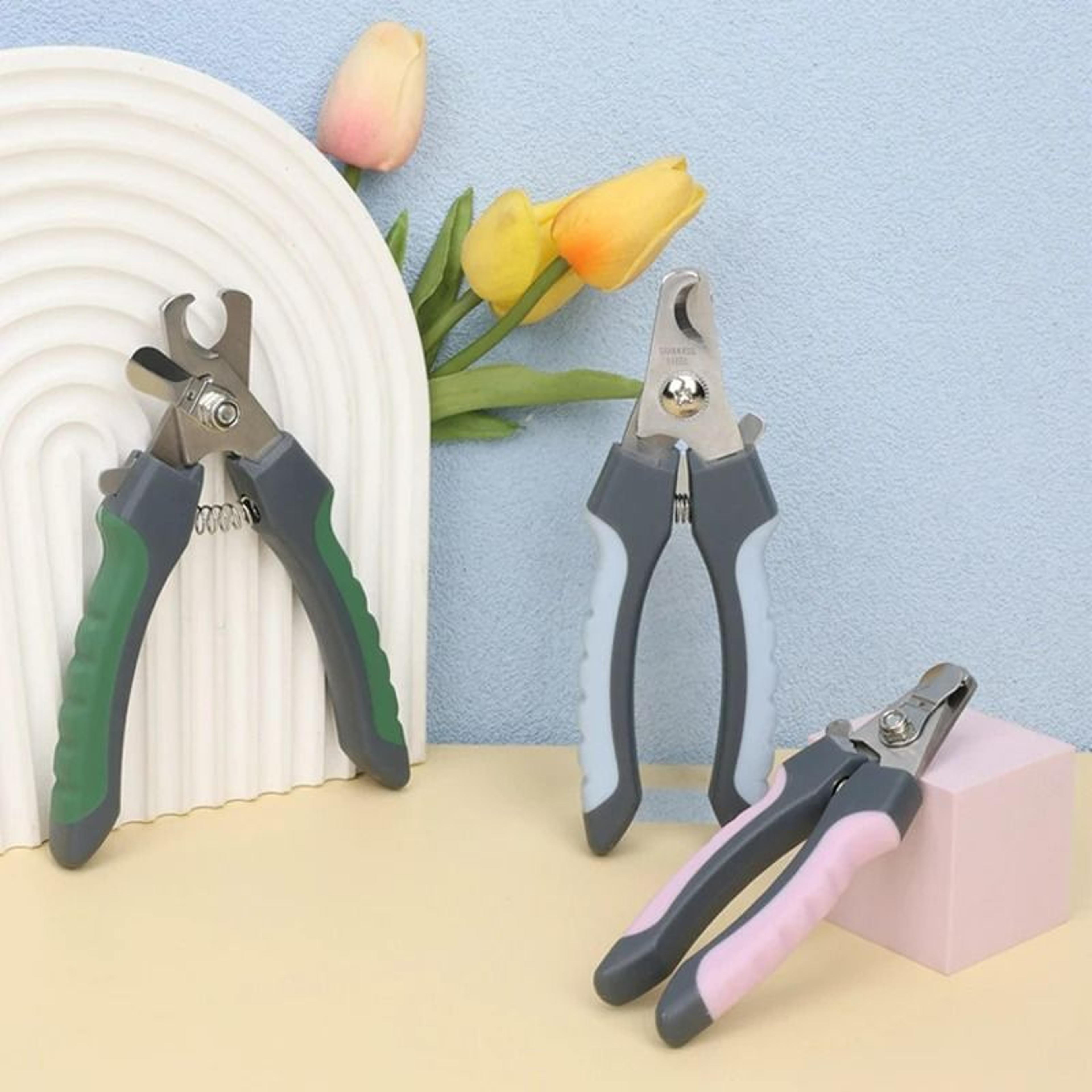 Stainless Steel Pet Nail Clipper  Precision Trimmer With Safety Guard  Ergonomic LaborSaving Grip 2