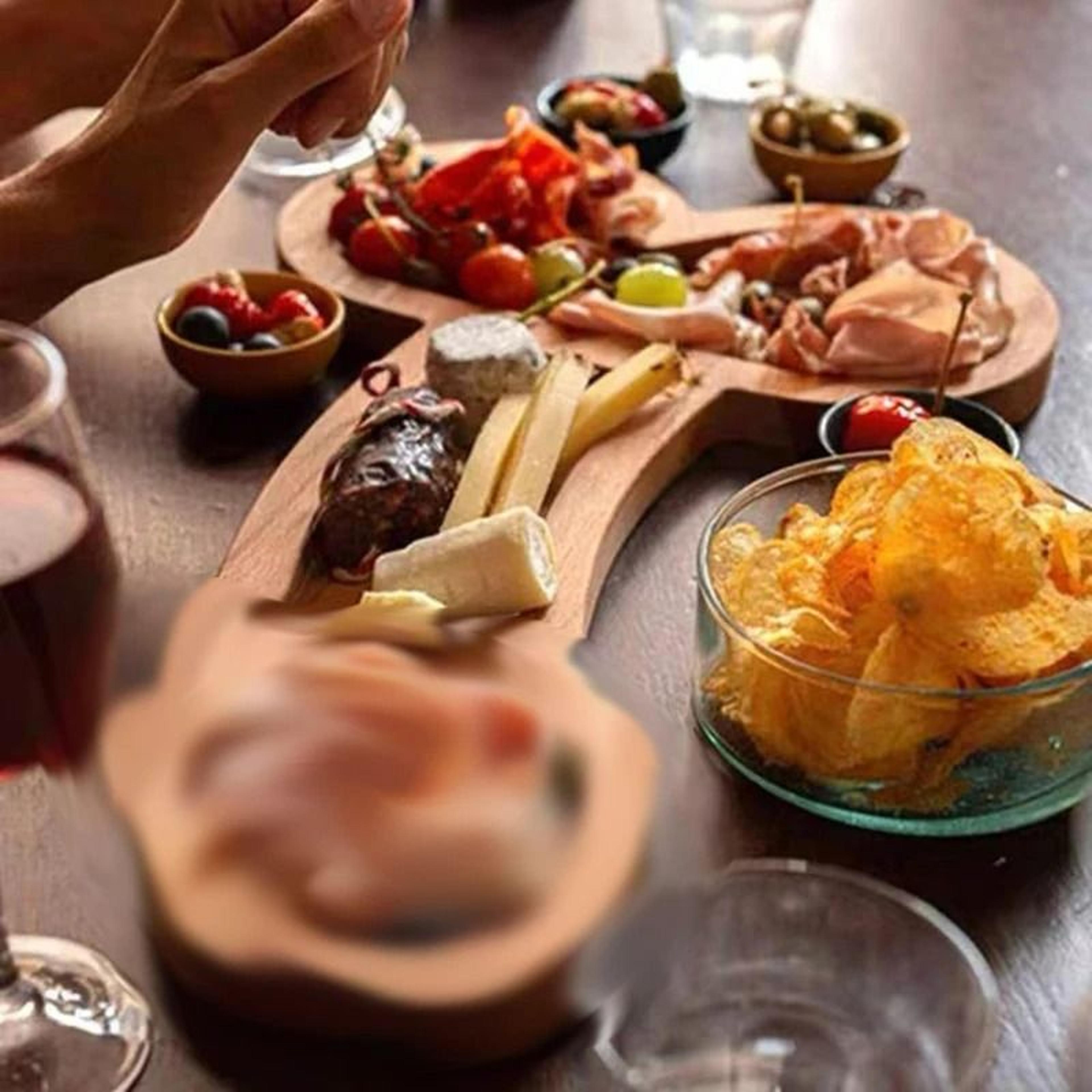 Premium Wooden Funny Aperture Party Platter  BBQ Snack Dish 2