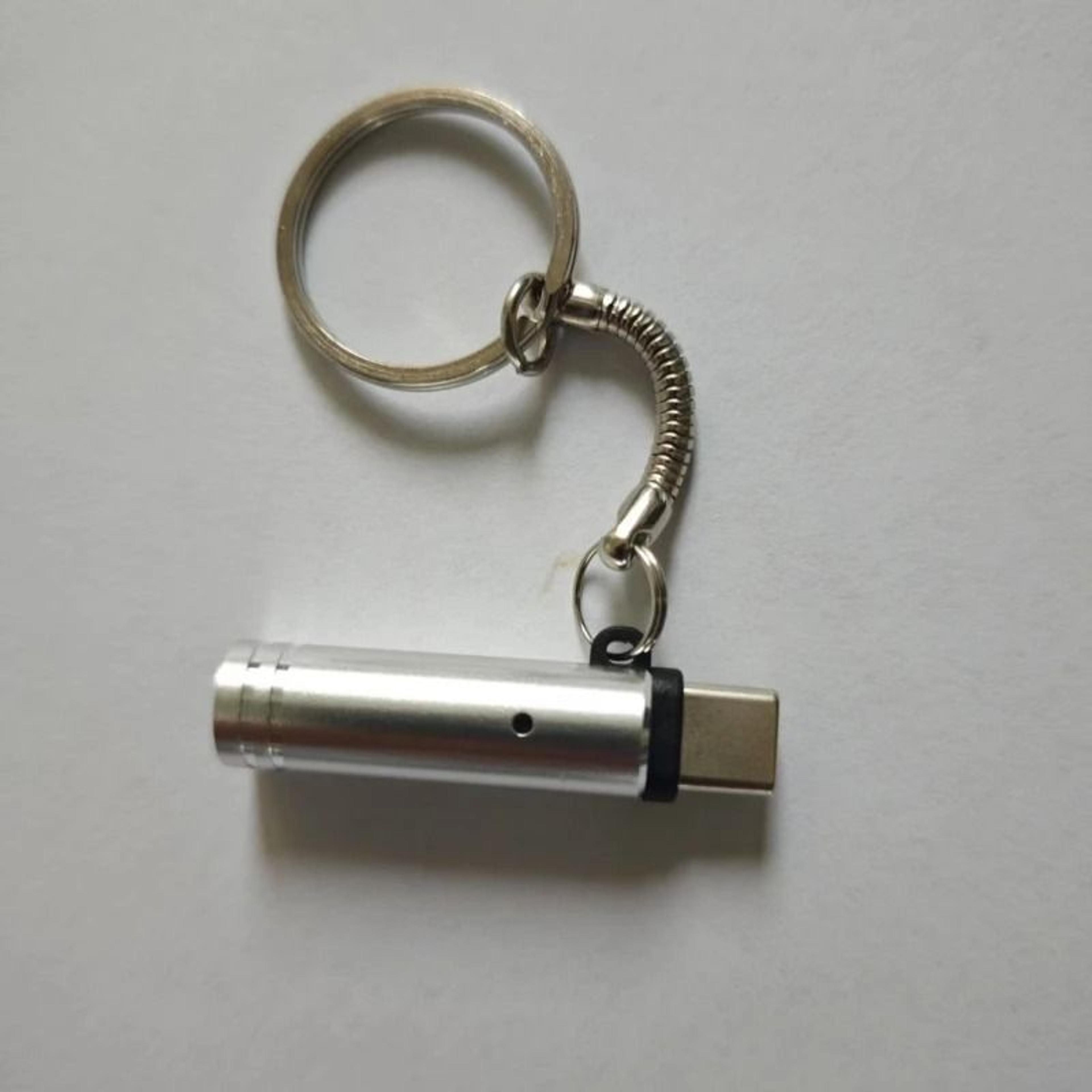 PlugandPlay USBC Emergency Phone Lighter 7