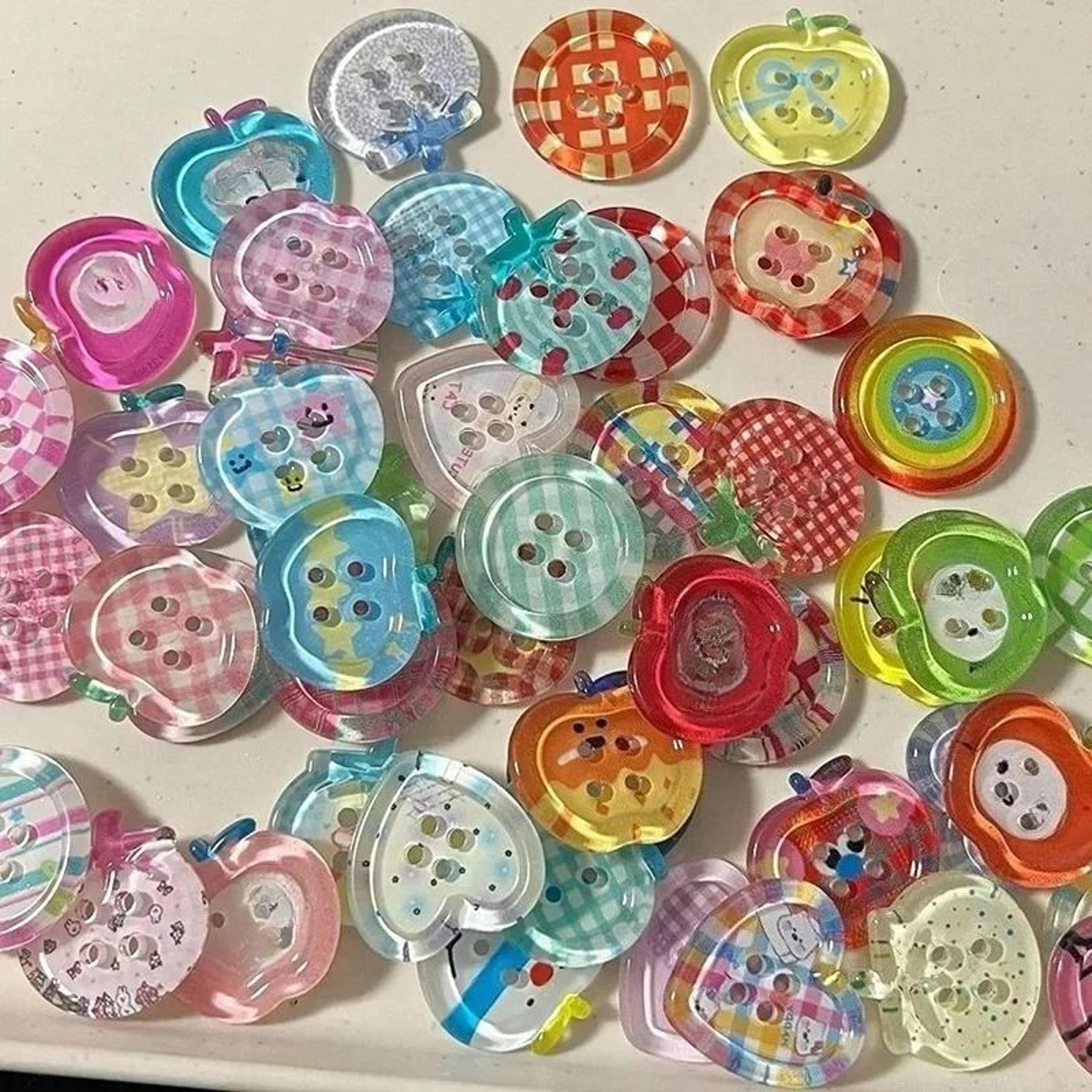 10Piece Dopamine Mixed Colored Transparent Decorative Craft Buttons 1