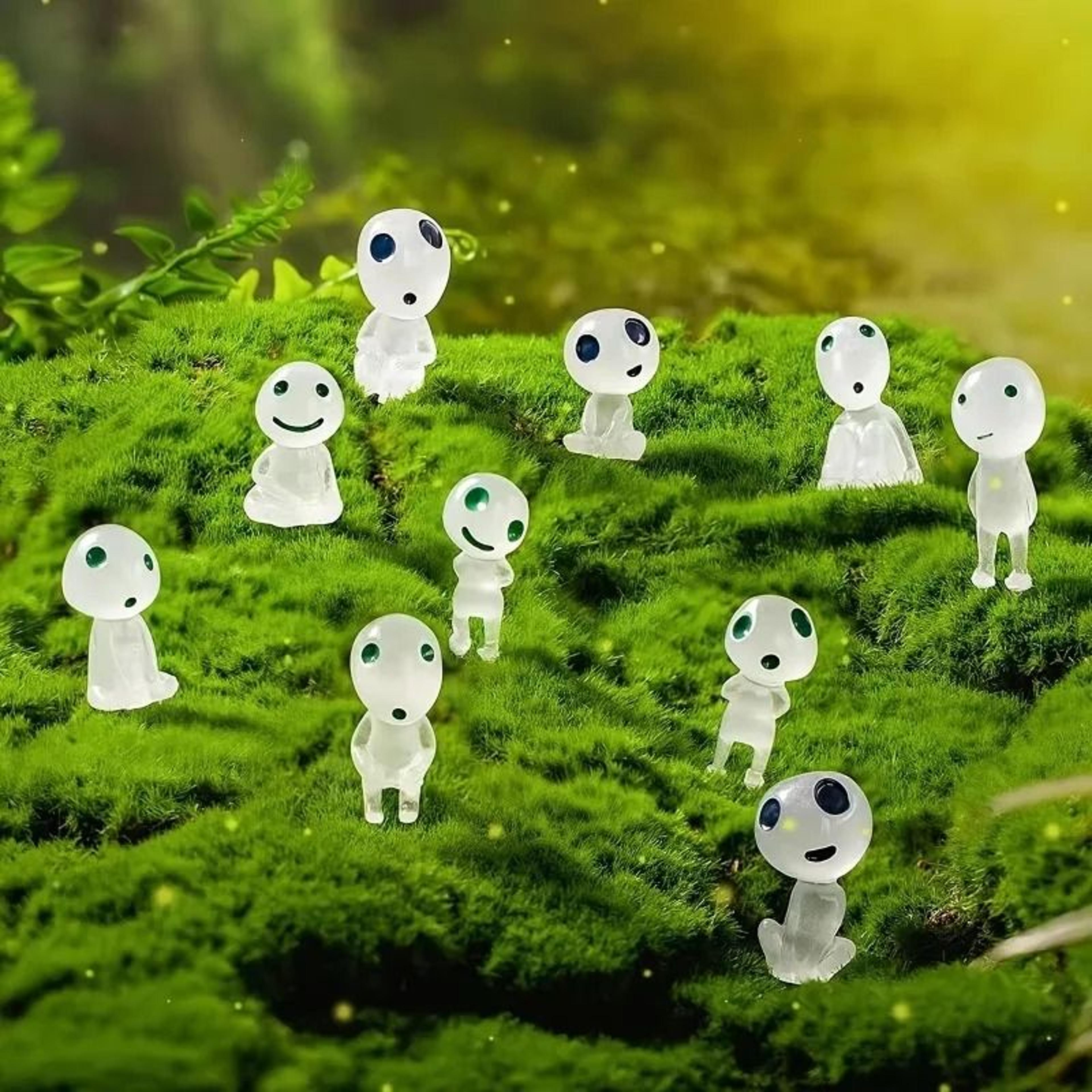 10Pcs Luminous Resin Ghost Figures 1