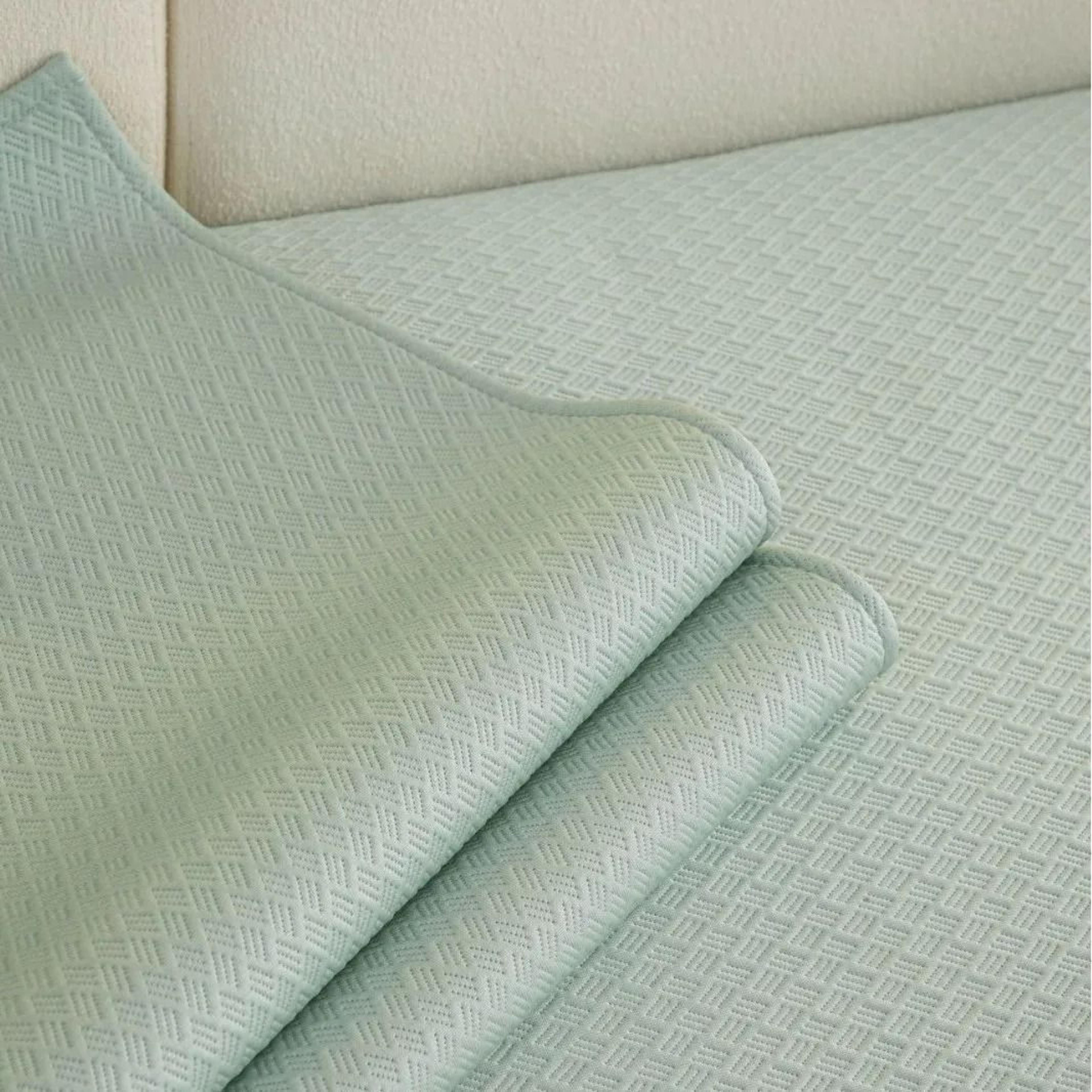 Summer Cooling Ice Silk Sofa Cover  Couch Pad 3