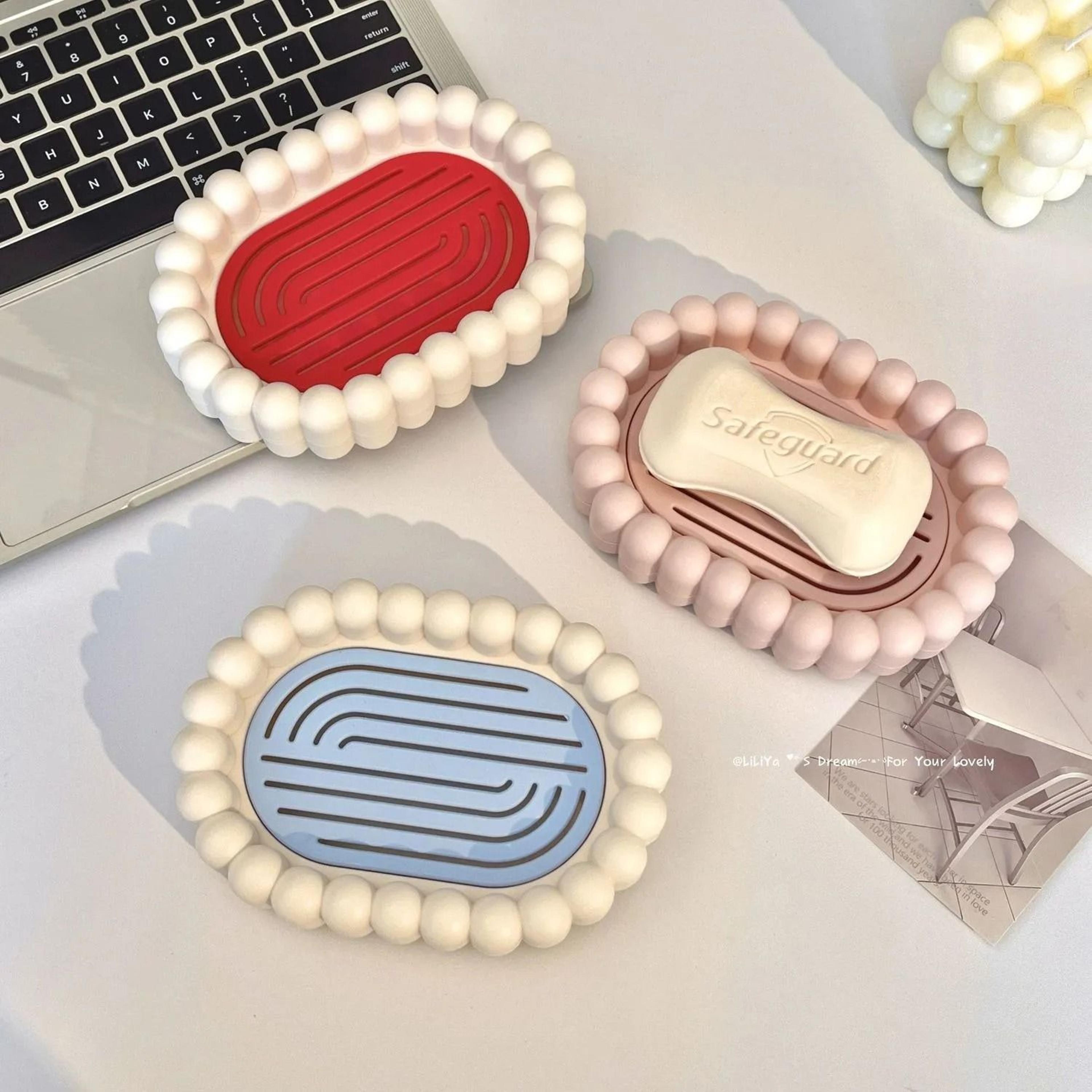 self-draining plastic bathroom soap dish tray