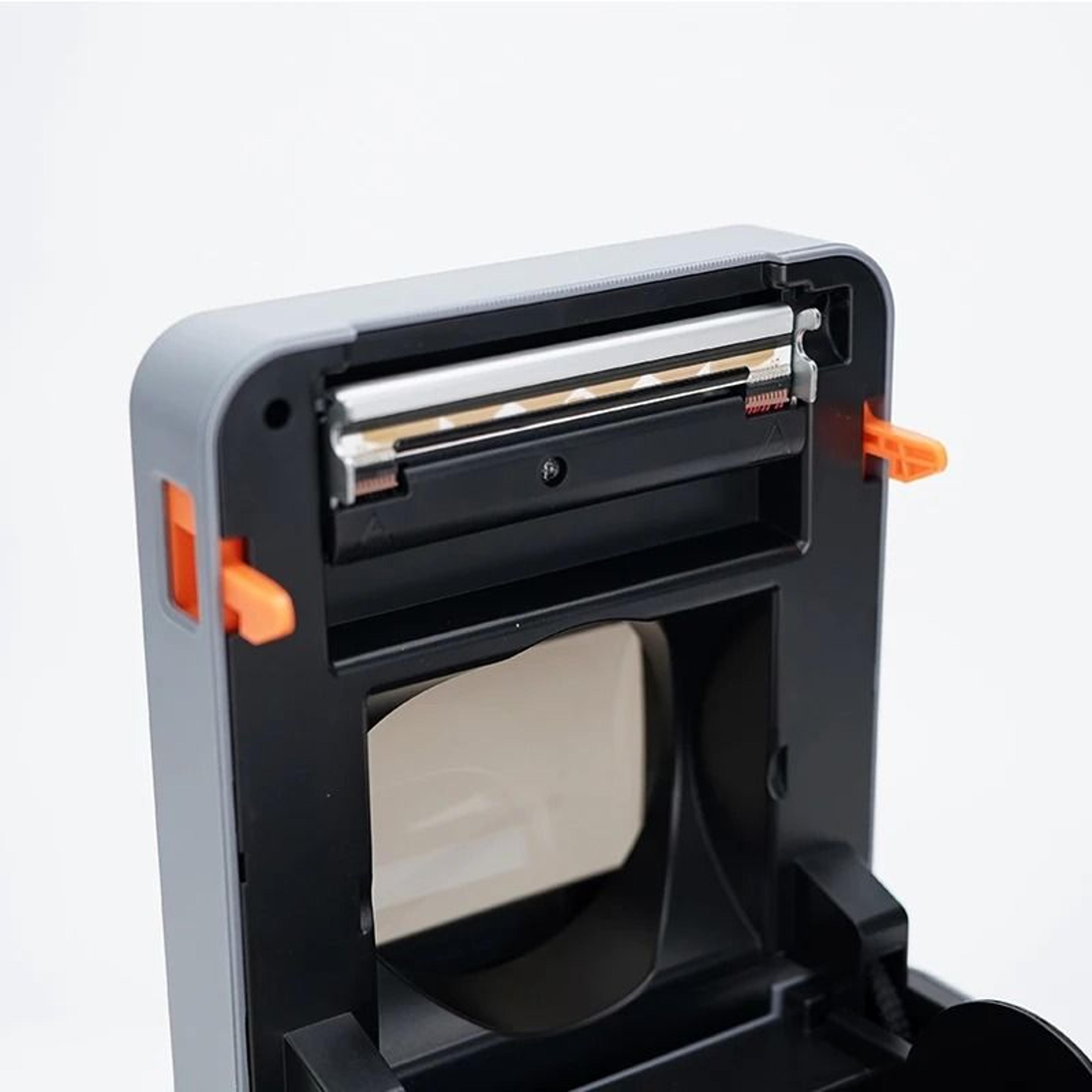 Compact Desktop DualSided Plastic Card Printer 2