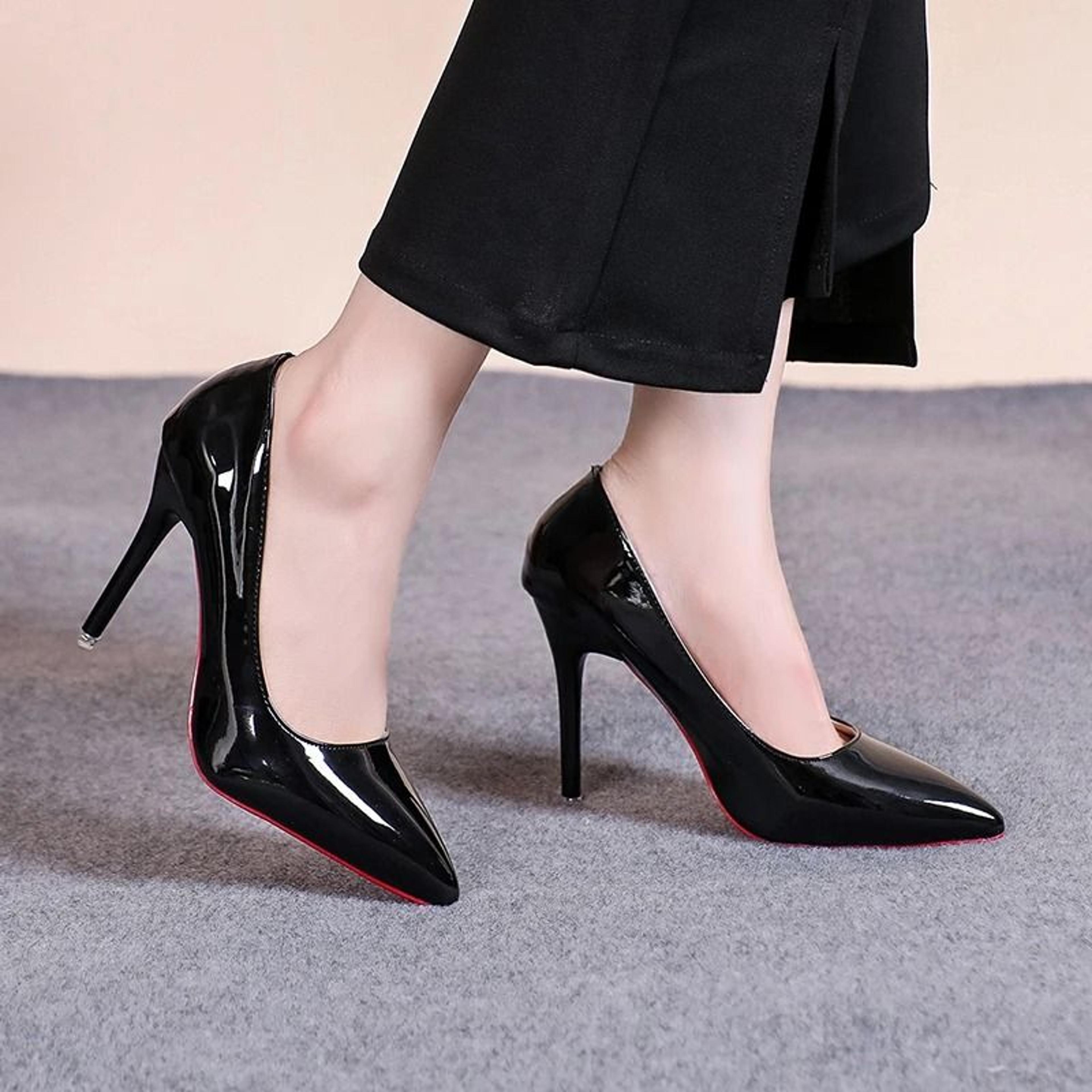 Classic Red Sole Pointed Toe Black Patent Leather Stiletto Pumps 6