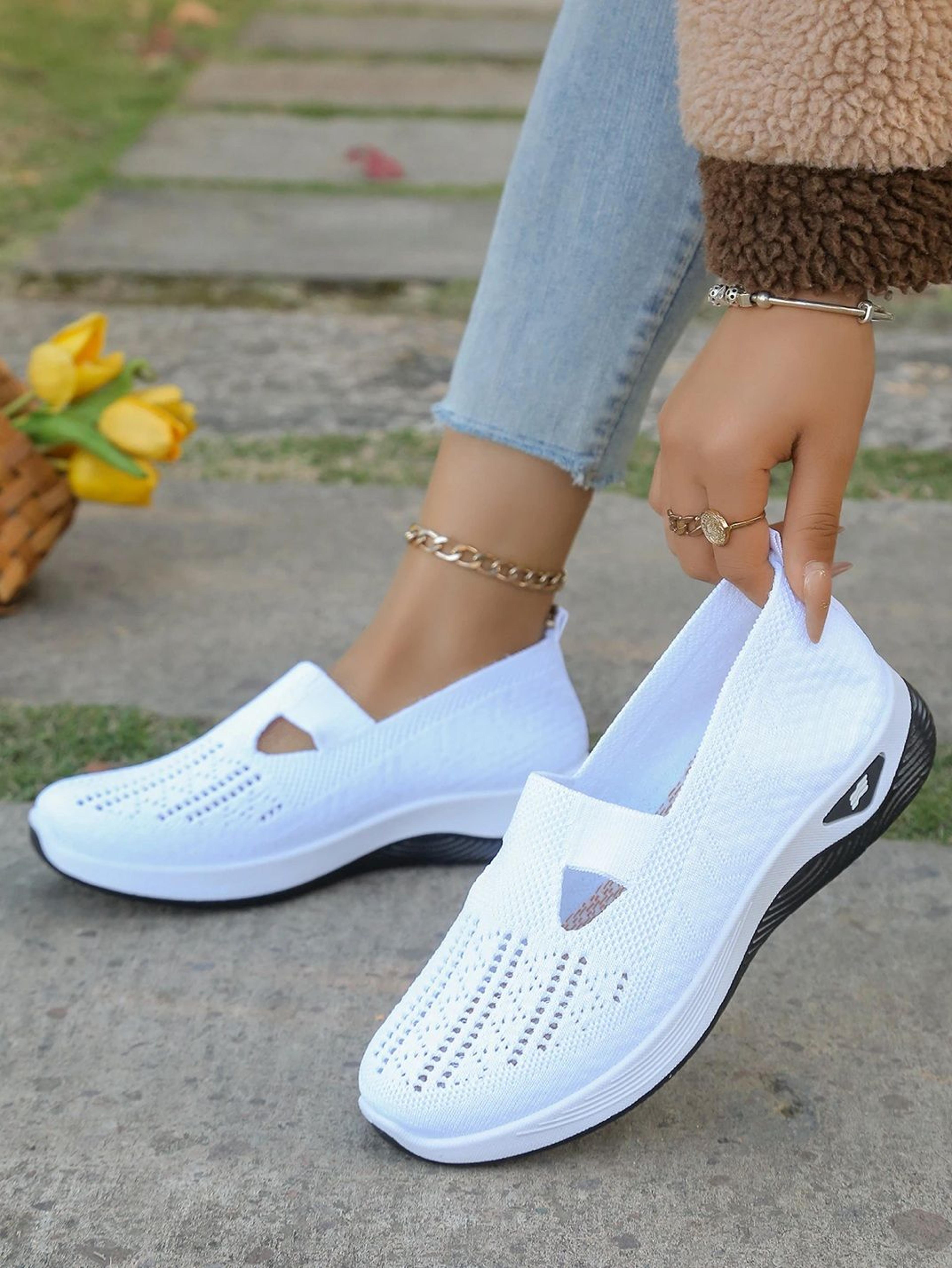 Lightweight Casual Sneakers For Women  Breathable Flat Shoes For Everyday Comfort 10