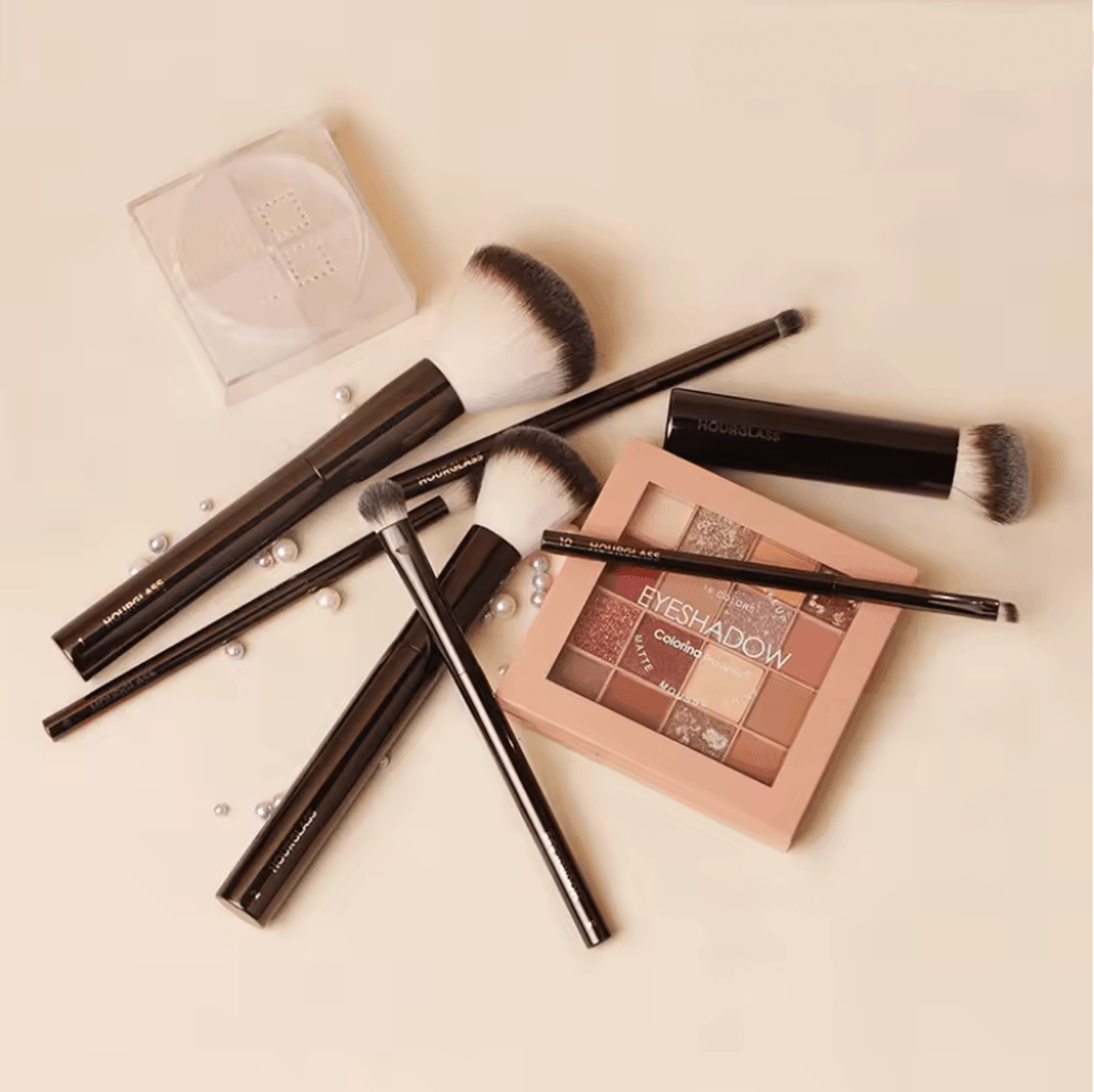 Hourglass Makeup Brush Set For Foundation Blending Highlight And Eyeshadow Application 2